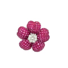 17,00 Karat Rubin 1,25 Karat runder Brillant H VS Diamant 18 Karat Weißgold Pin