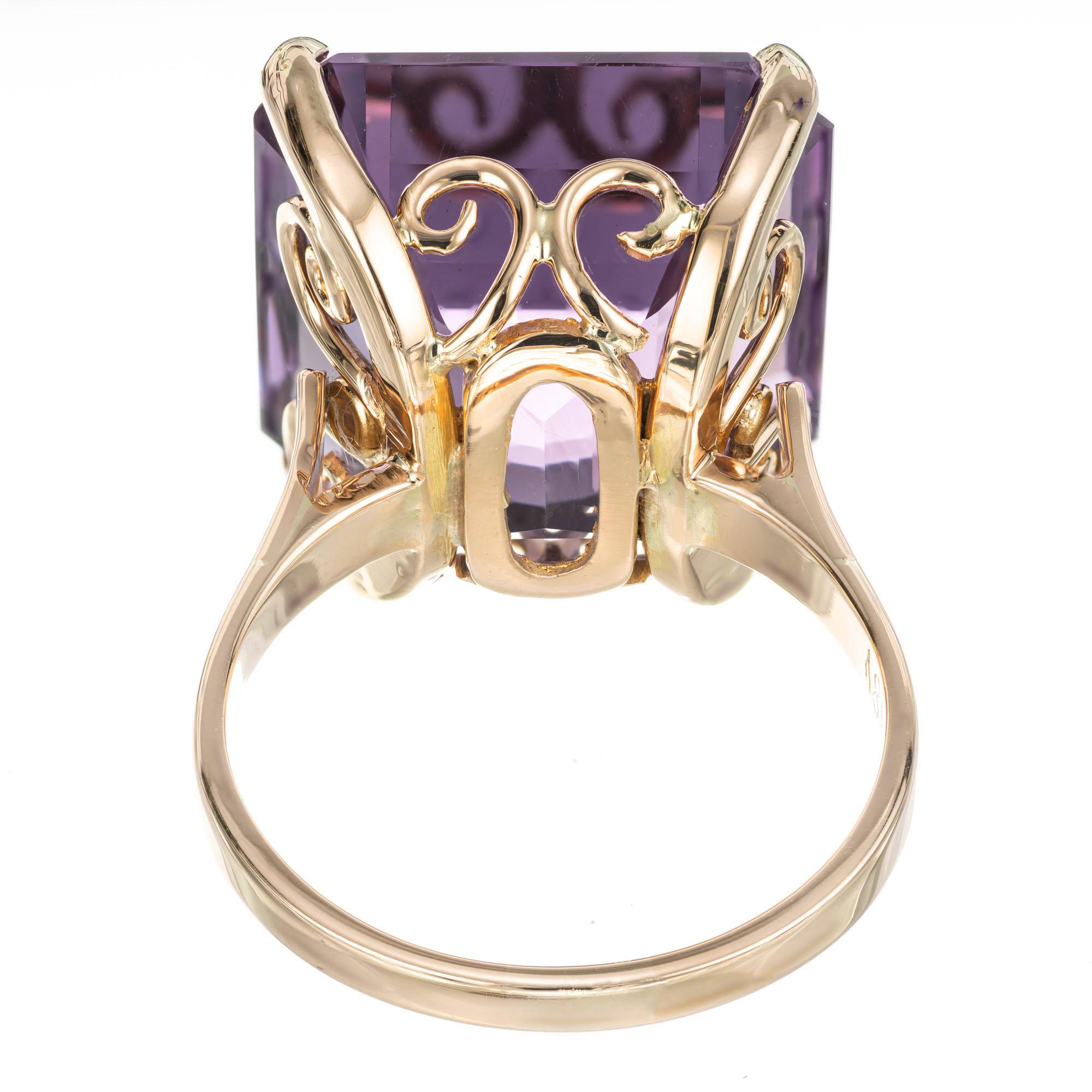 17.00 Carat Square Purple Amethyst Gold Cocktail Ring In Good Condition In Stamford, CT