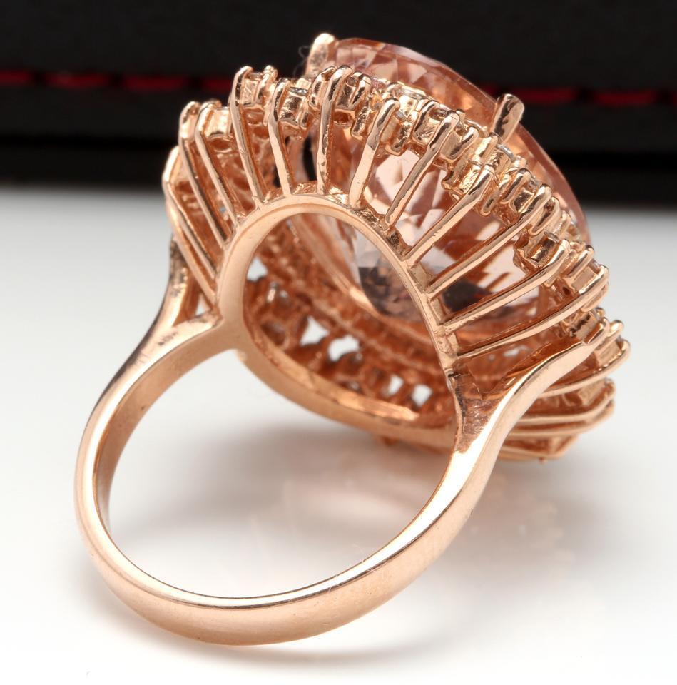 17.00 Carat Exquisite Natural Morganite and Diamond 14 Karat Solid Gold Ring In New Condition For Sale In Los Angeles, CA