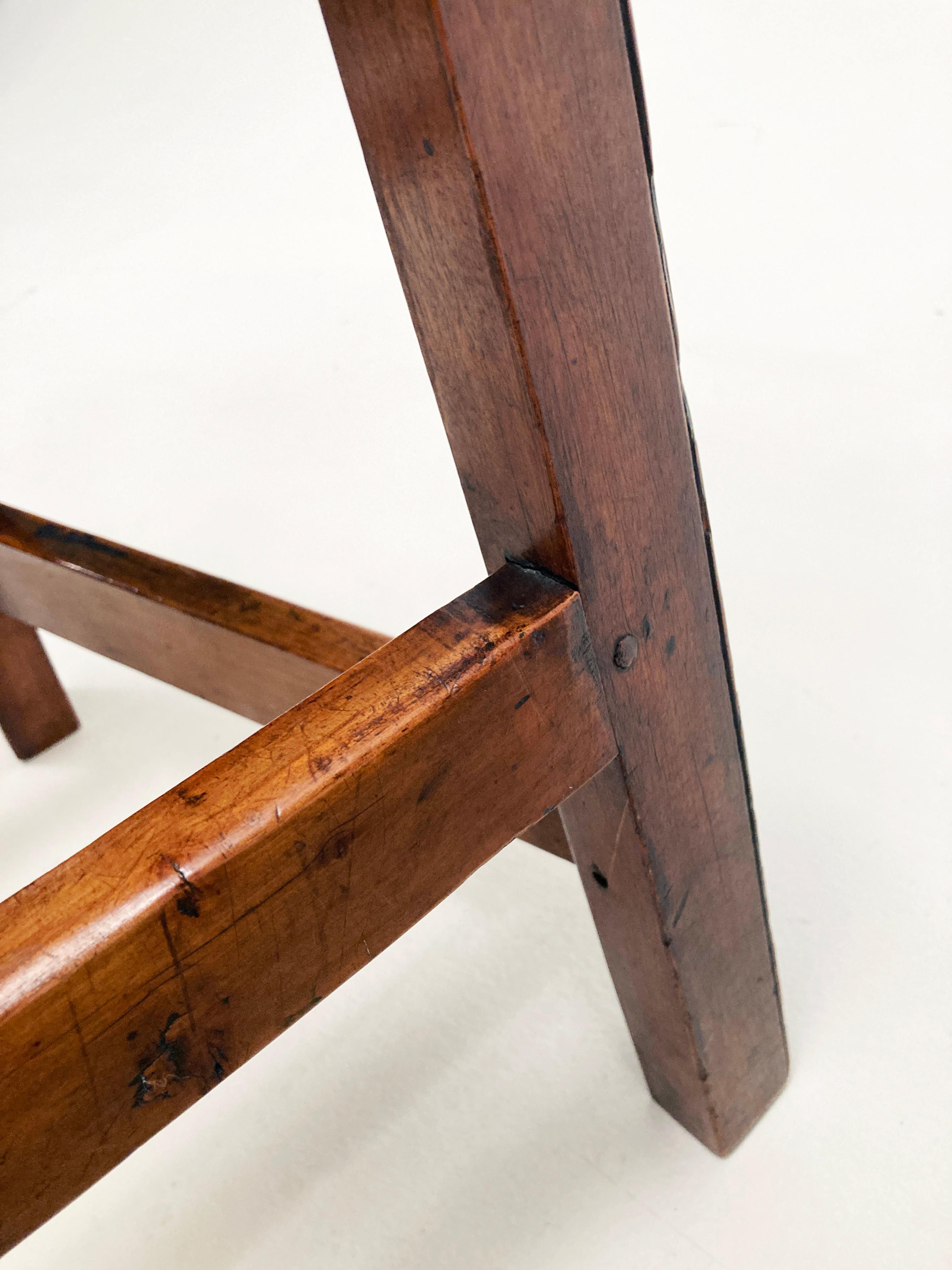 Paire de chaises d'appoint en érable à dossier rubané et échelle de style Chippendale des années 1700 en vente 7