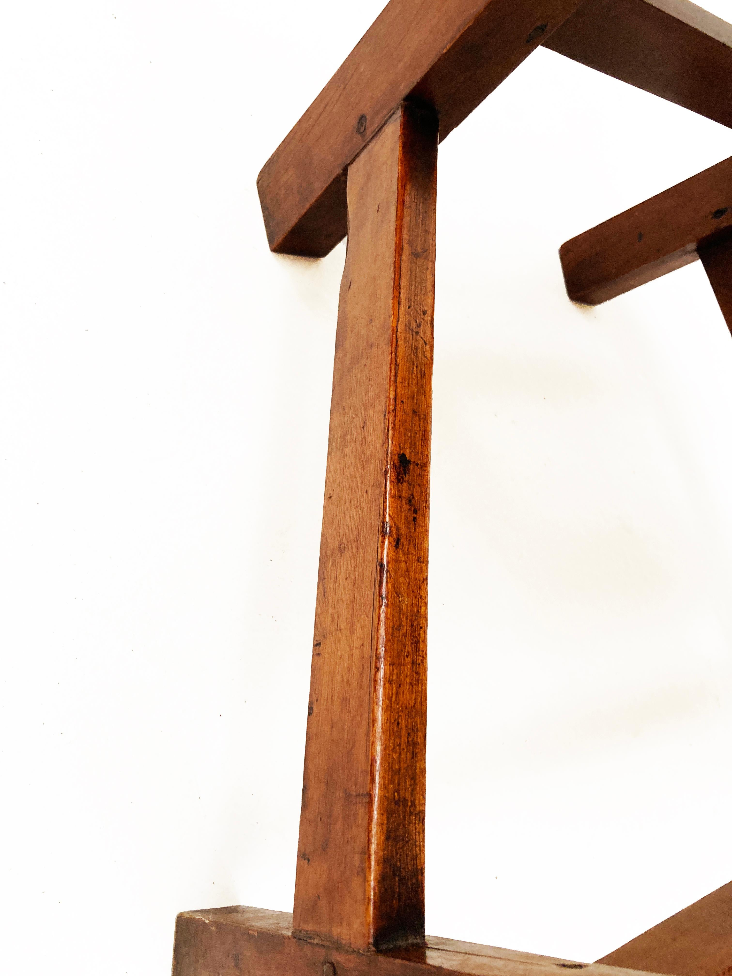 Paire de chaises d'appoint en érable à dossier rubané et échelle de style Chippendale des années 1700 en vente 11