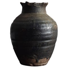 1700s Old Japanese Pottery Kurosatsuma Pot 'Satsuma ware' Tsubo
