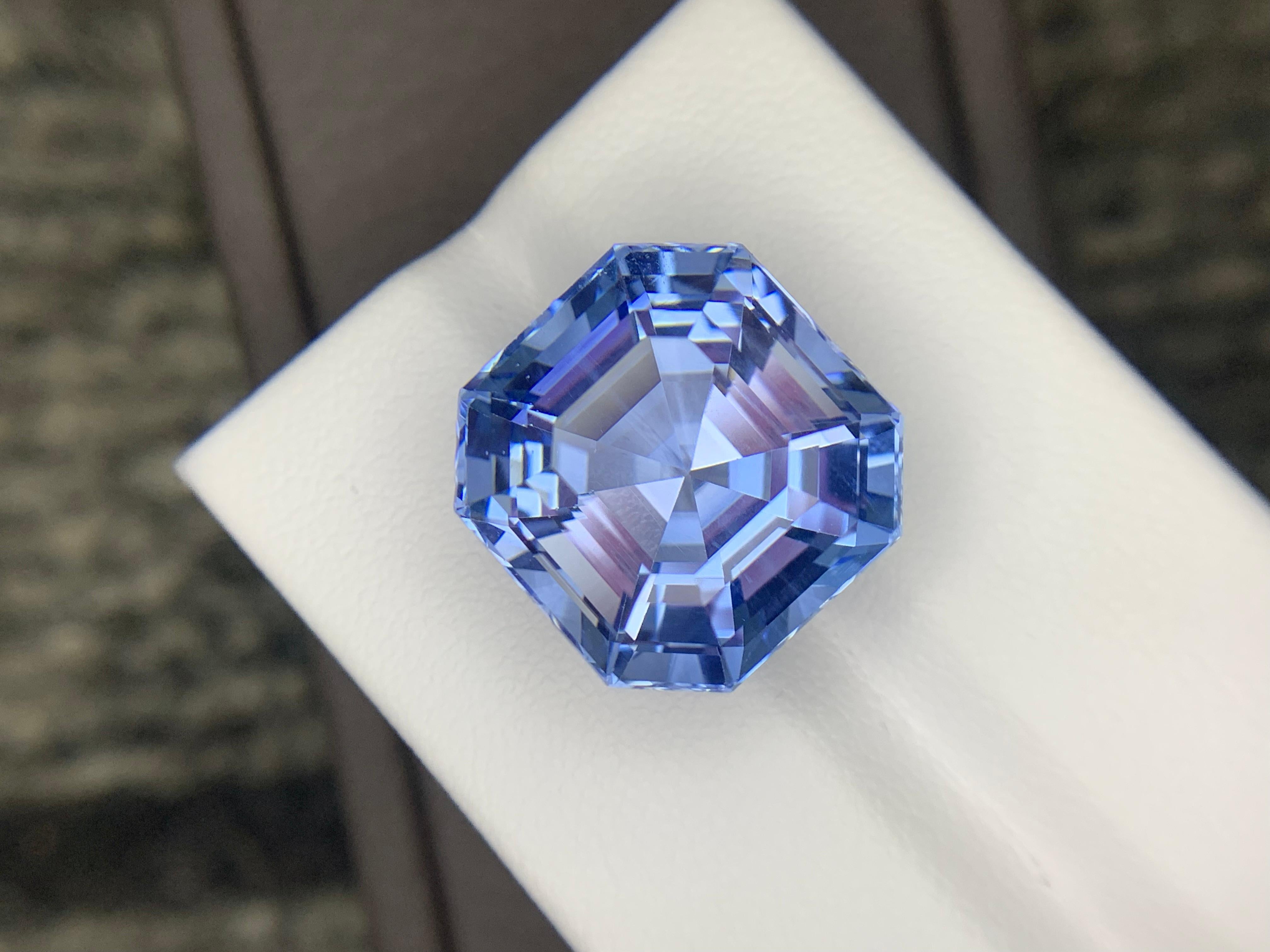 17.01 Carats Certified Natural Aquamarine Goshenite Gemstone Asscher Cut For Sale 12