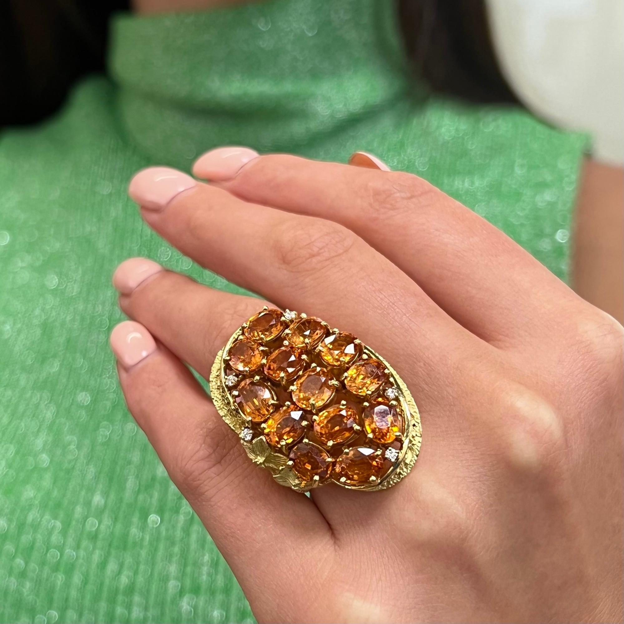 17.05Cttw Golden Orange Sapphires & Diamond Large Cocktail Ring 18K Yellow Gold In Excellent Condition For Sale In New York, NY