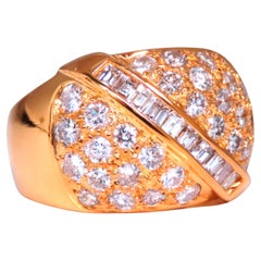 1,70ct Natürliche Diamanten Rund & Baguette Kuppel Band 18kt Gold 12419*