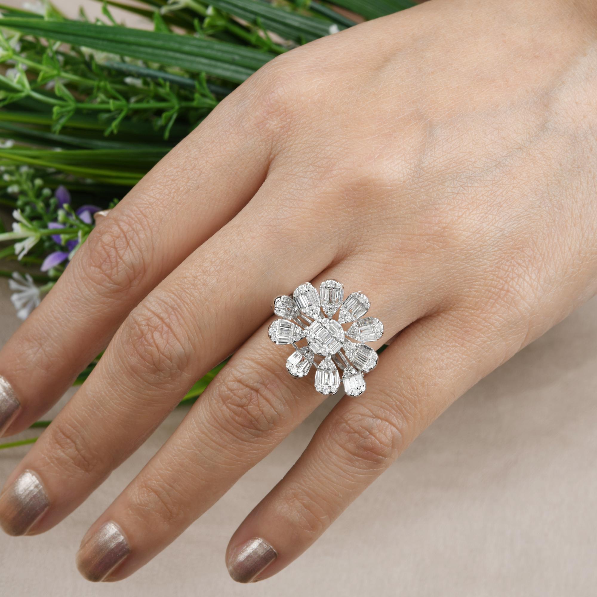 En vente :  1.70Ct SI/H Baguette et diamant rond Cocktail Bague de fiançailles or blanc 18k 2