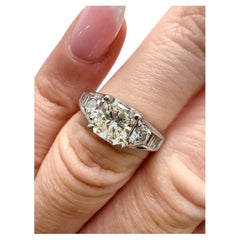 1.70ct Bague de fiançailles en diamant carré Bague moderne en or 18KT