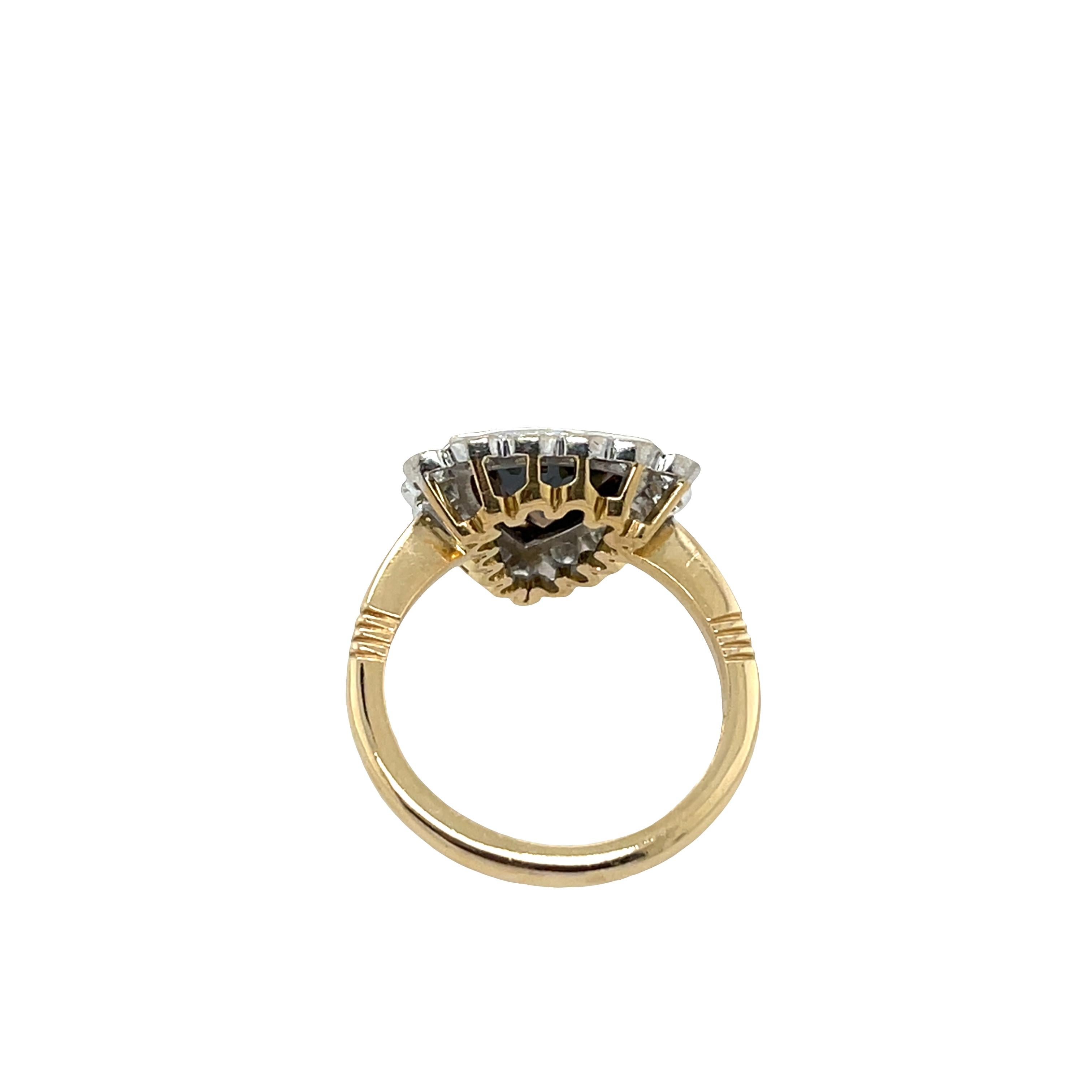 Bague en or jaune et blanc 18ct avec diamant triangulaire orange brun et halo de 1,70ct Excellent état - En vente à London, GB
