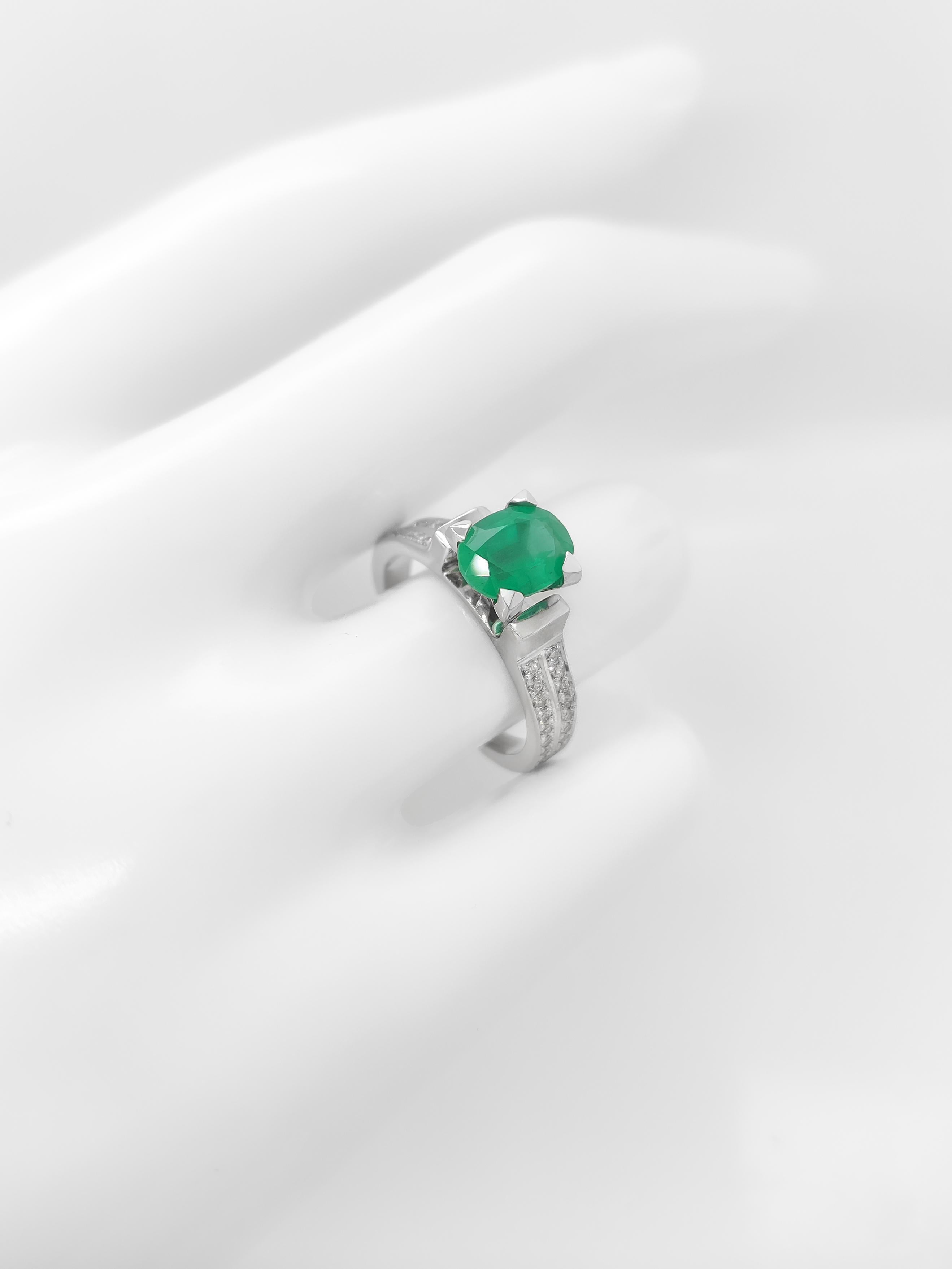 NO RESERVE 1.70CTW  Emerald and Diamond 14K white Gold Ring For Sale 1