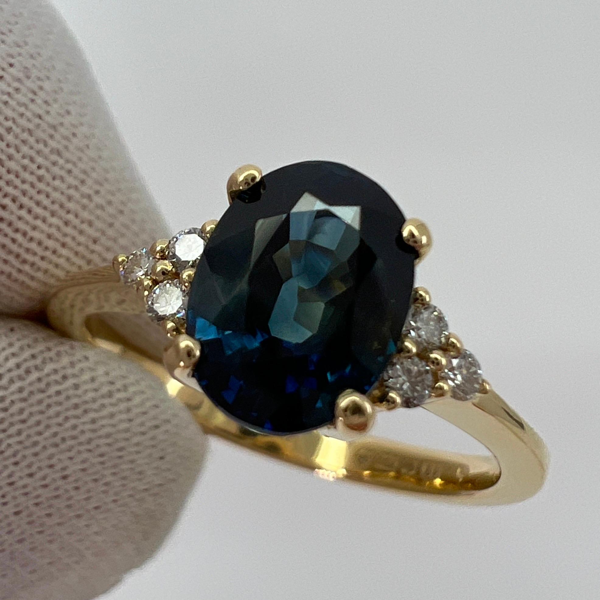 1.71 Carat Deep Teal Blue Oval Cut Sapphire & Diamond 18k Yellow Gold Ring 3