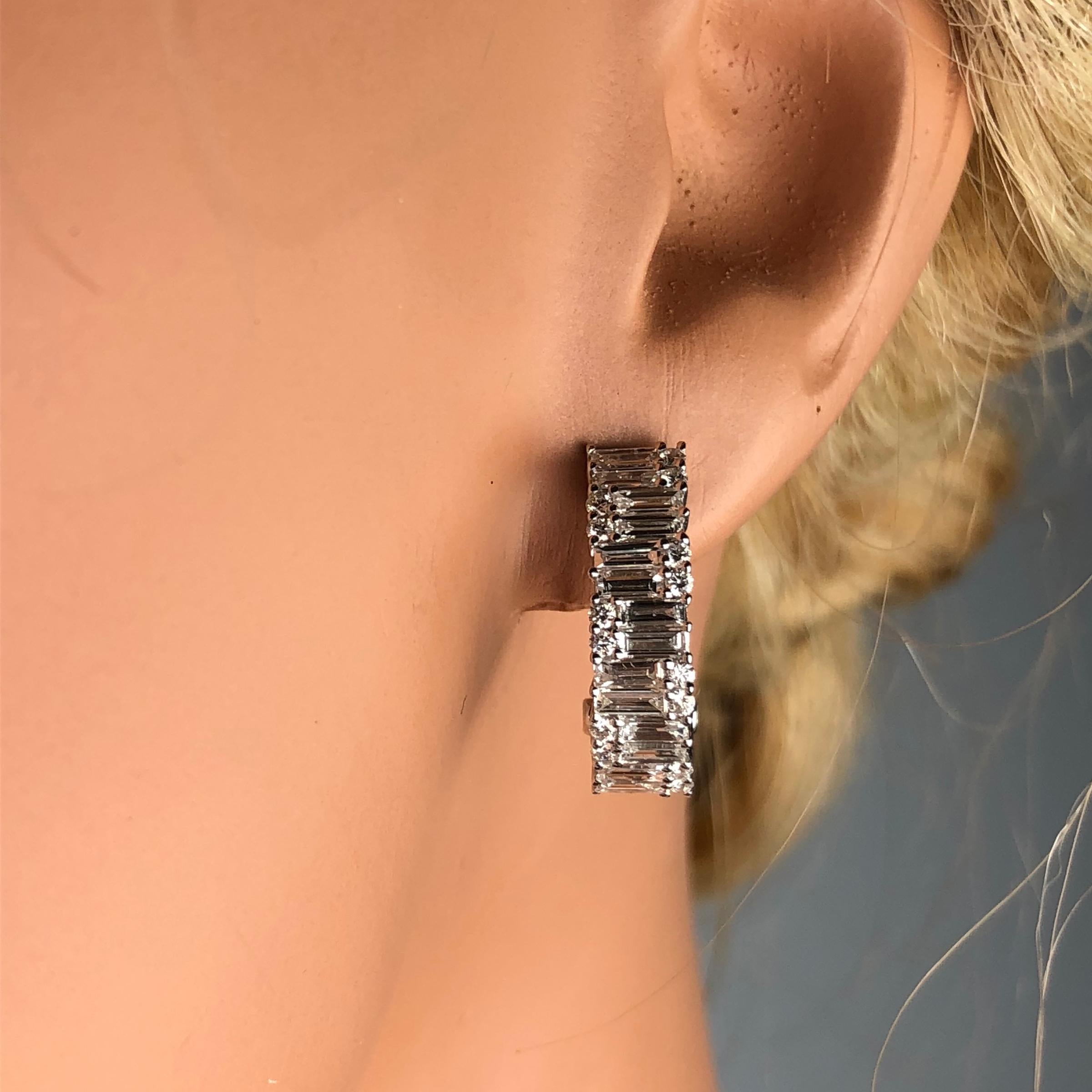 1.71 Carat Diamond Hoop Earrings in 18 Karat White Gold In New Condition In New York, NY