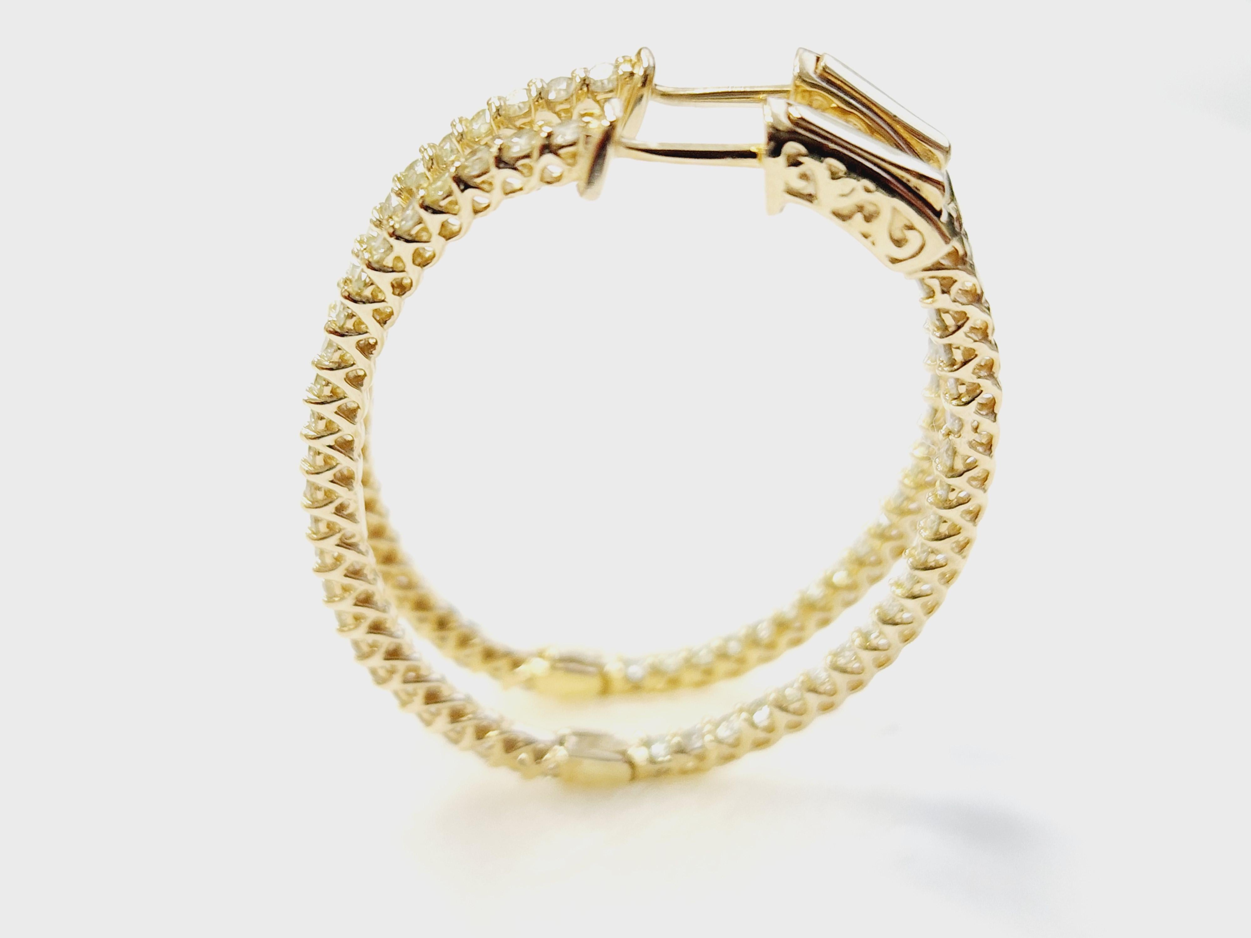 1.71 Carat Diamond Hoops Earrings 14 Karat Yellow Gold In New Condition For Sale In Great Neck Plaza, NY