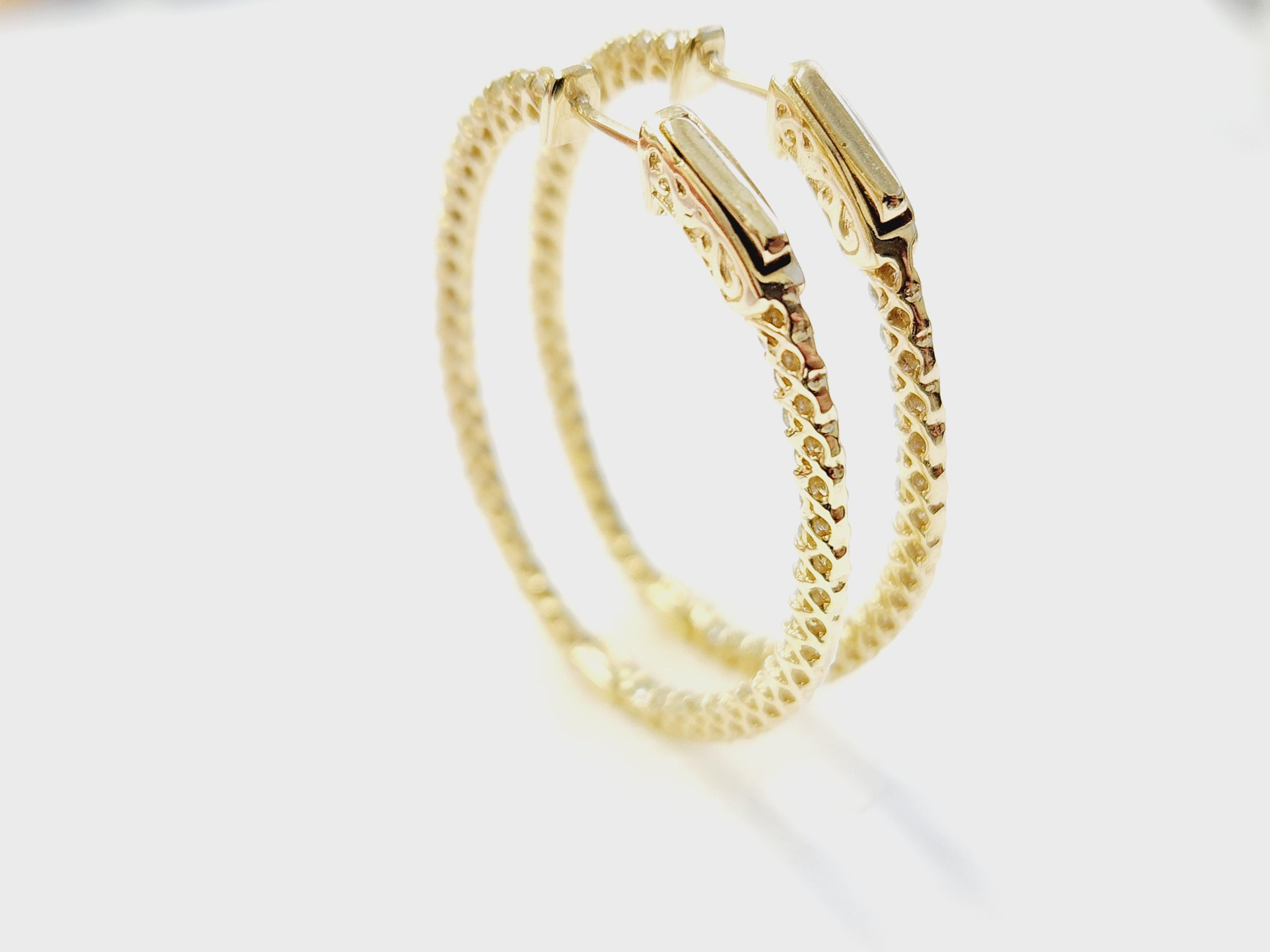 1.71 Carat Diamond Hoops Earrings 14 Karat Yellow Gold For Sale 3