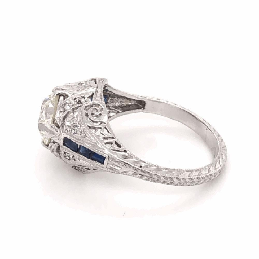 1.71 Carat Diamond Platinum Art Deco Style Engagement Ring Estate Fine Jewelry In Excellent Condition In Montreal, QC