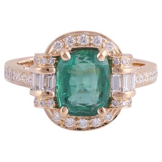 1.71 Carat Emerald Diamond Ring Studded In 18K Yellow Gold For Sale
