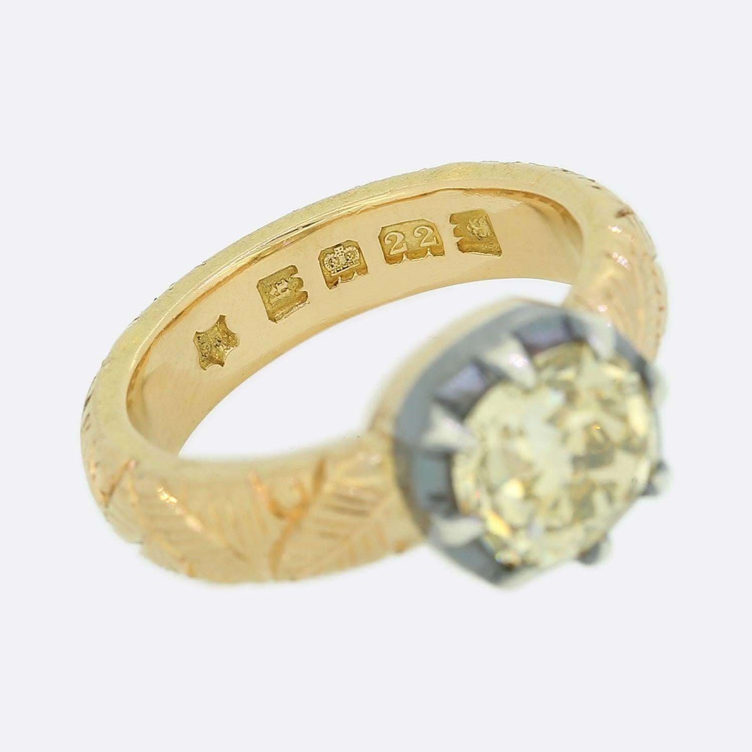 Anillo de diamantes talla cojín antiguo estilo georgiano de 1,71 quilates en Bueno estado para la venta en London, GB
