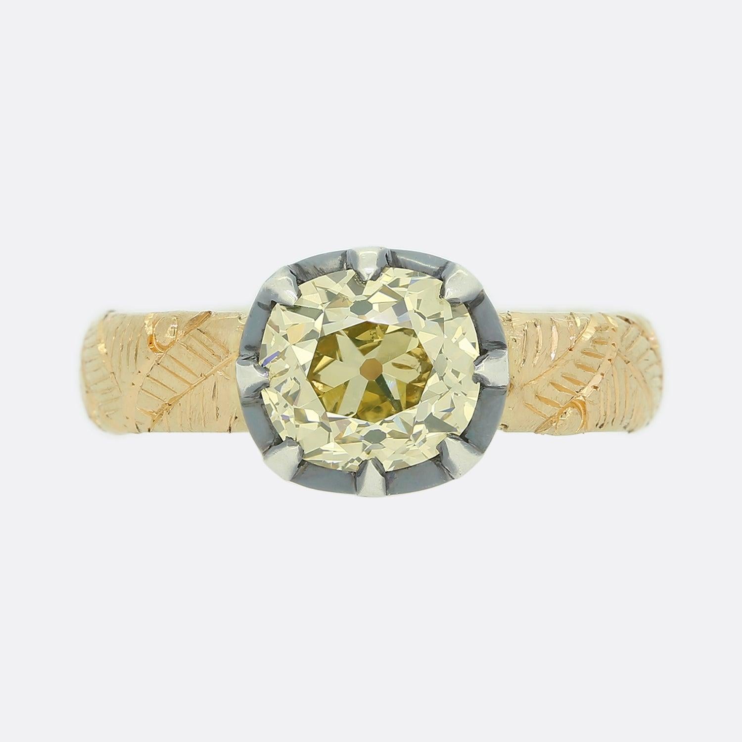 De las mujeres Anillo de diamantes talla cojín antiguo estilo georgiano de 1,71 quilates en venta