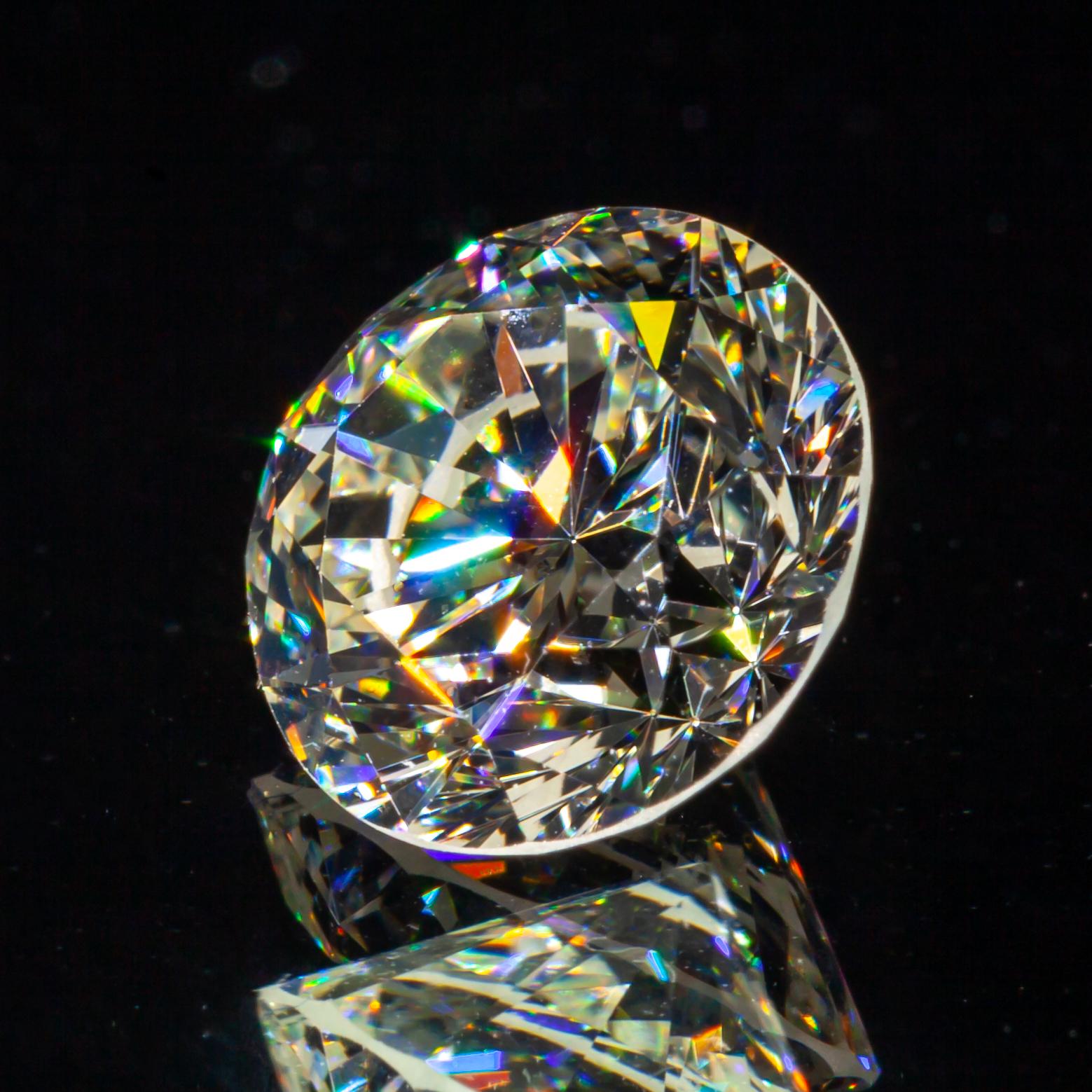 1.71 Carat Loose K / VS2 Round Brilliant Cut Diamond GIA Certified

Diamond General Info
GIA Report Number: 1182391857
Diamond Cut: Round Brilliant
Measurements:
7.60  x  7.53  -  4.79

Diamond Grading Results
Carat Weight:1.71
Color Grade: