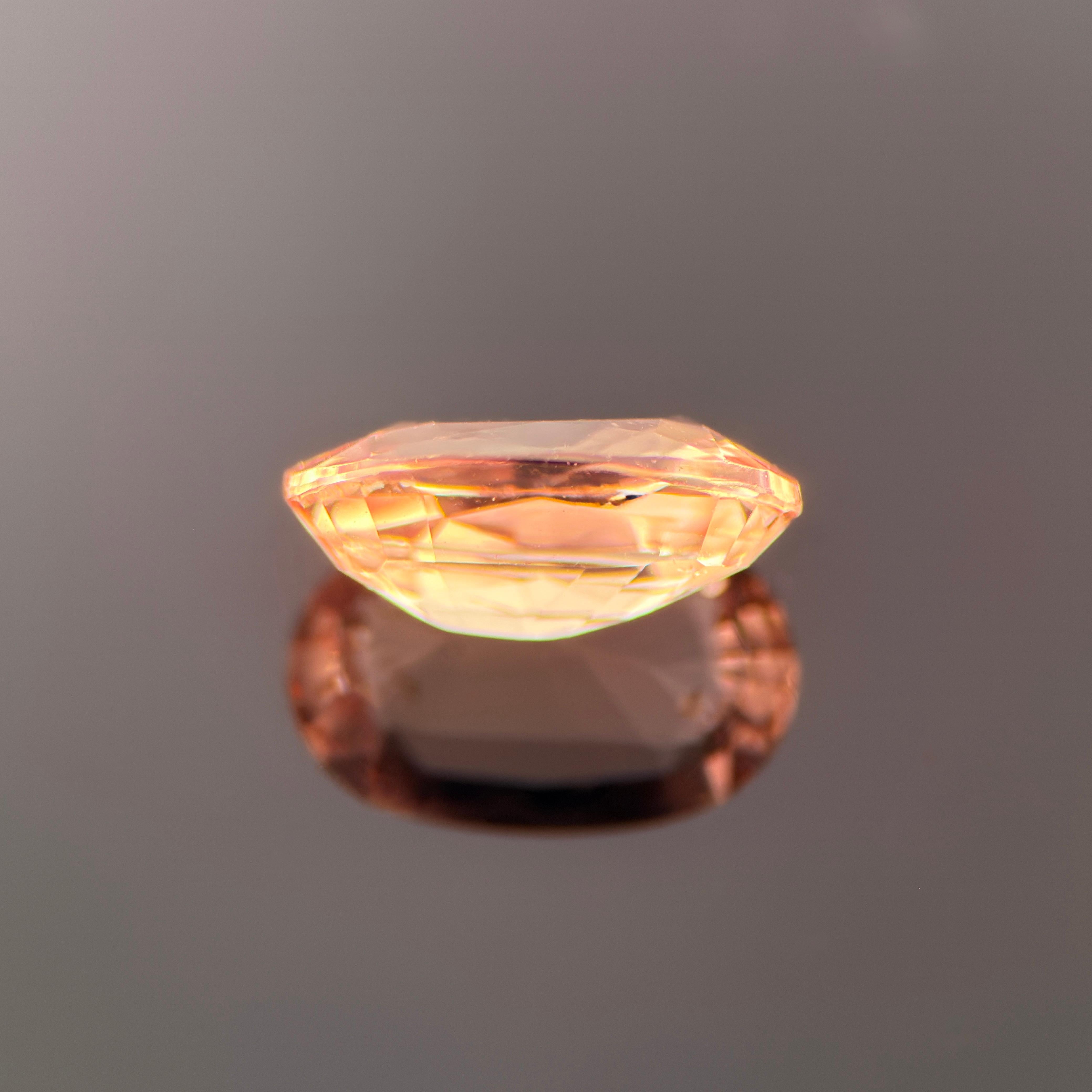 1.71-Carat Natural Padparadscha Sapphire —  Untreated, Radiant Orange-Pink Glow In New Condition In Temse, BE