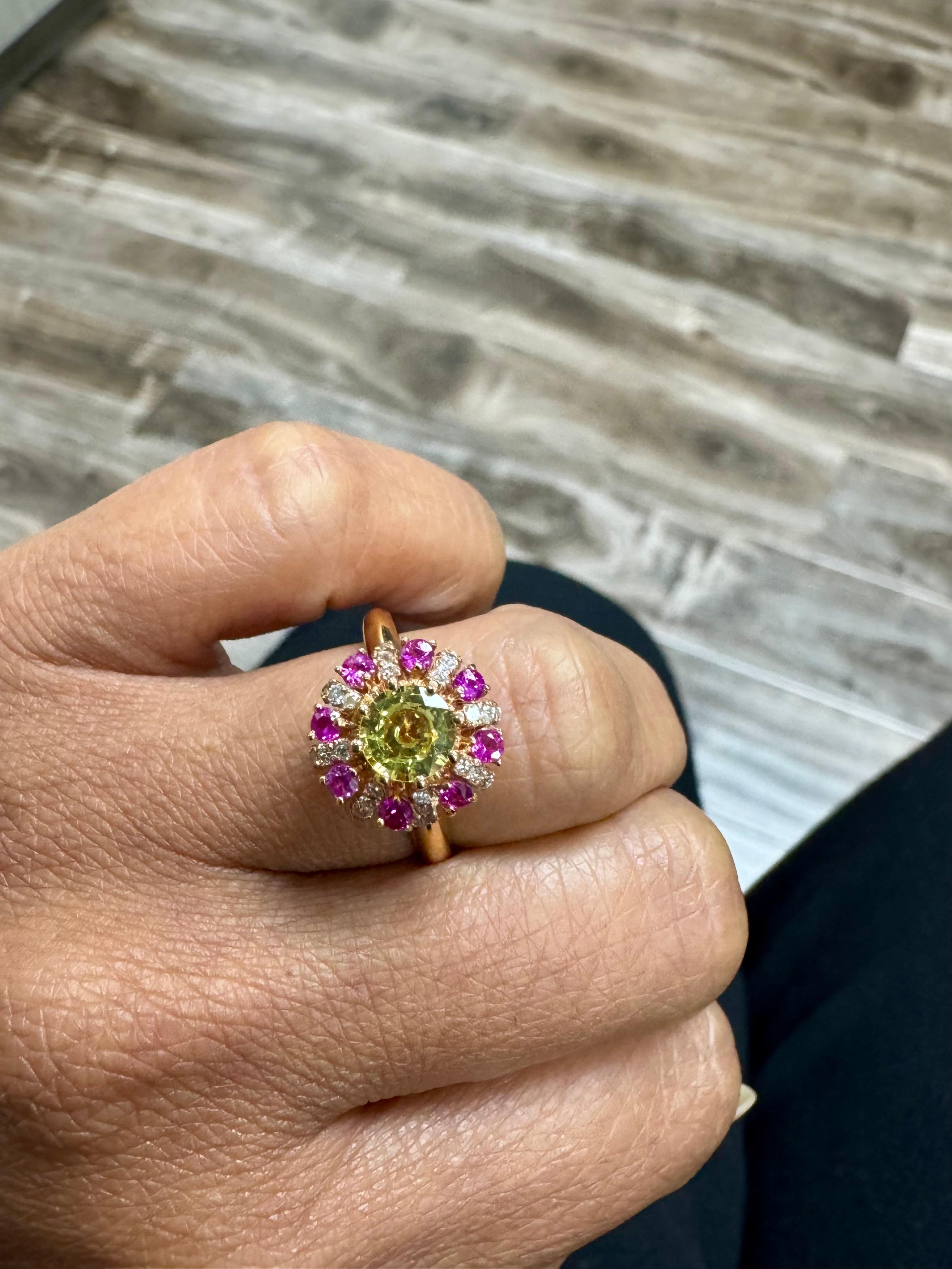 1.71 Carat Natural Yellow Sapphire Pink Diamond Rose Sapphire Rose Gold Ring en vente 2