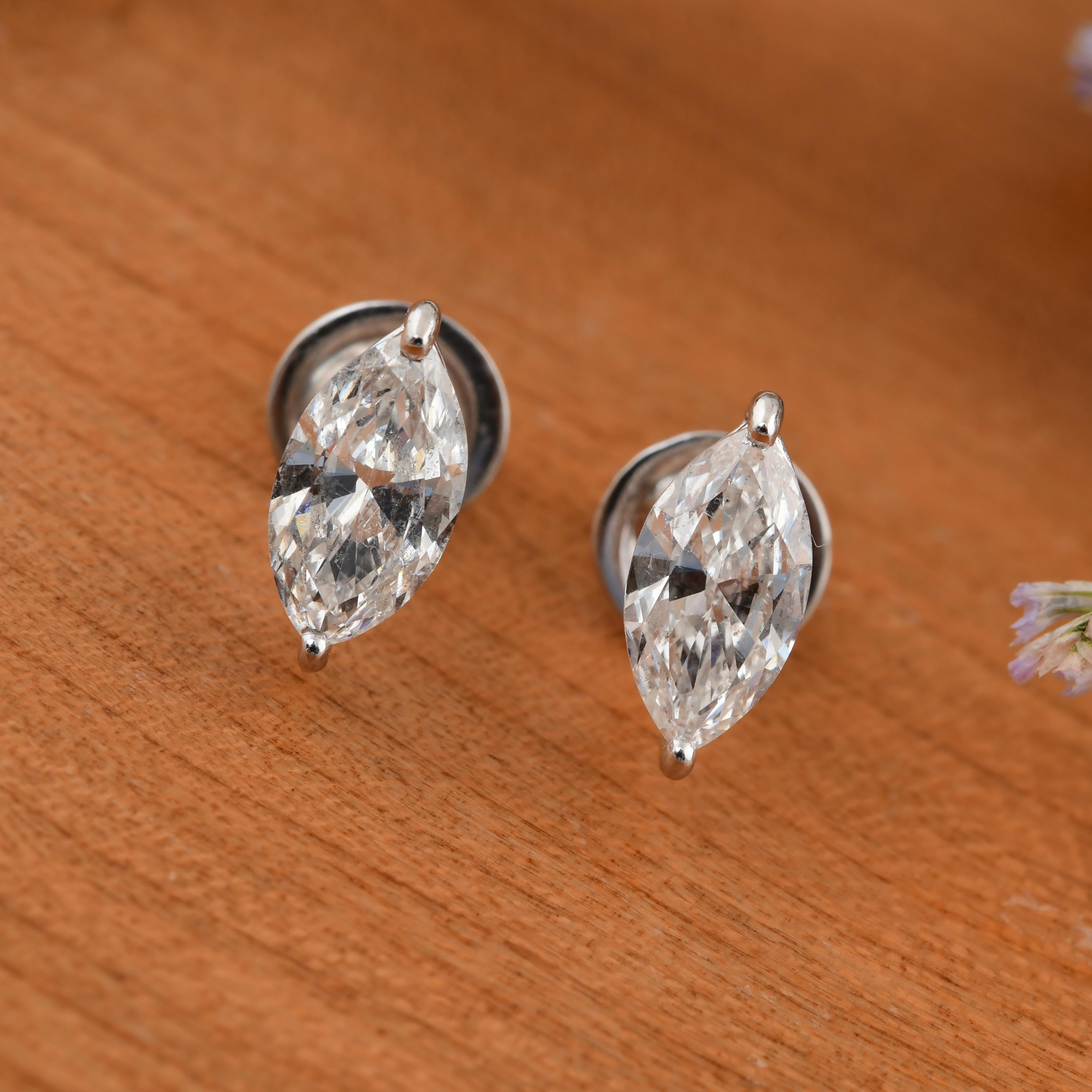 1.71 Carat SI Clarity HI Color Marquise Diamond Earrings 18 Karat White Gold In New Condition For Sale In Diera, Dubai