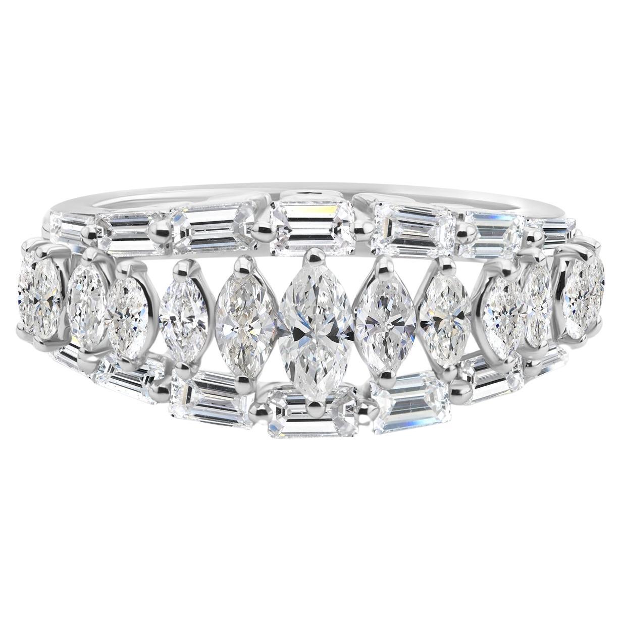 1,71 Karat SI/H Marquise Smaragdschliff Diamantring 18 Karat Weißgold Schmuck im Angebot