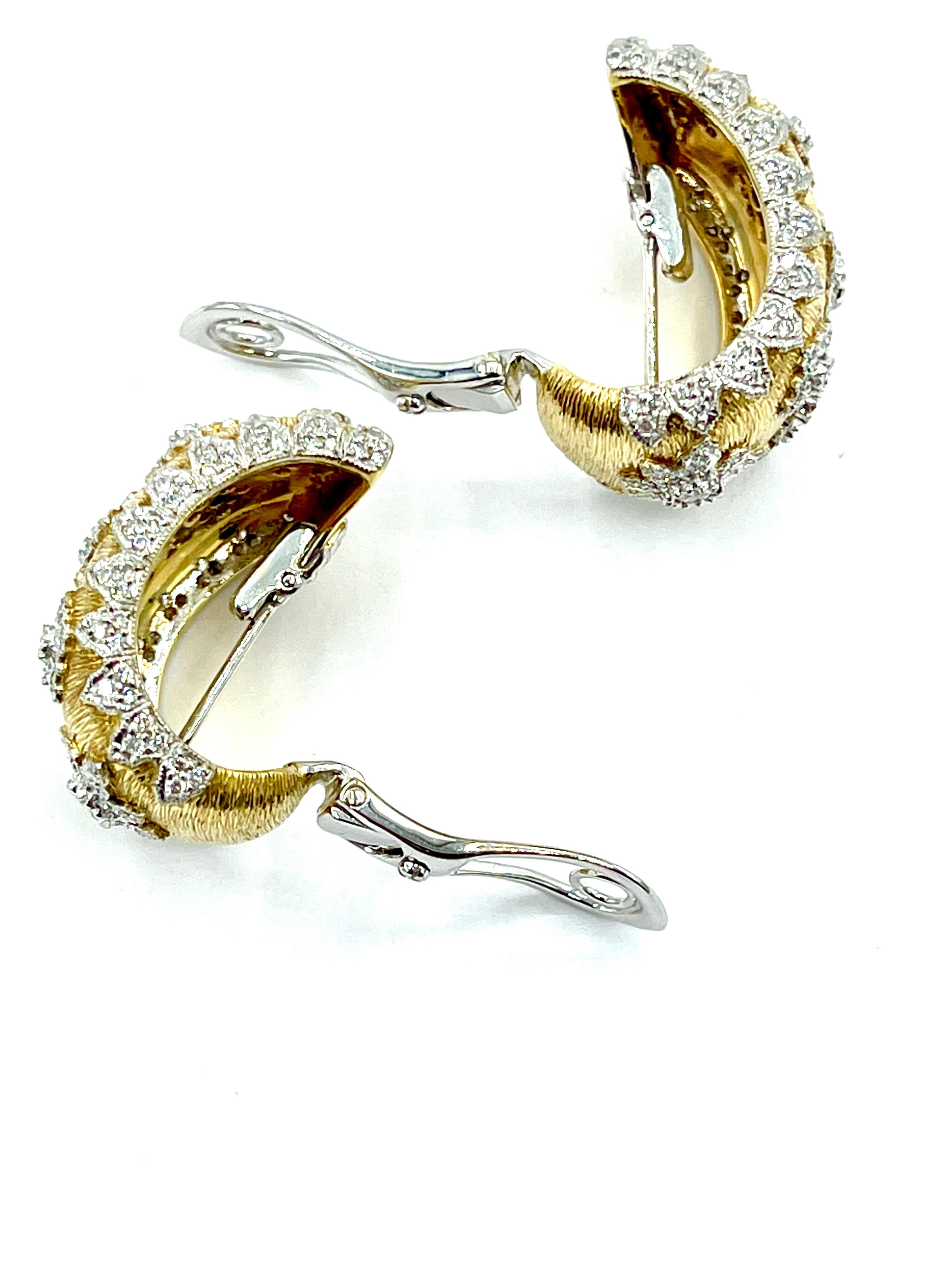 Women's or Men's 1.71 Carat Diamond and 18 Karat White and Yellow Gold Clip and Post Earrings
