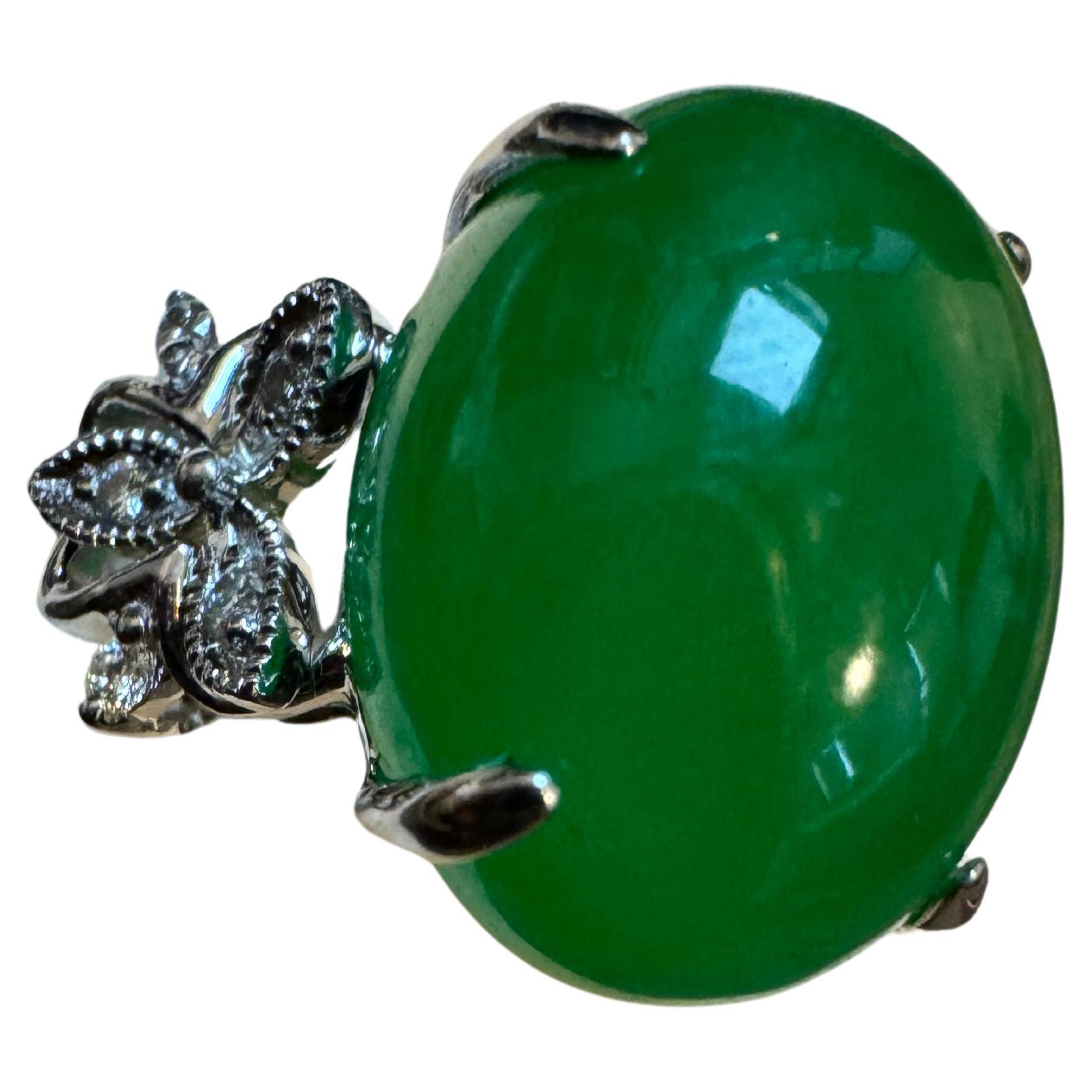 Cabochon 17.1 Ct Natural Jadeite Jade & Diamond Cocktail Ring 18 Kt White Gold Size 6.2