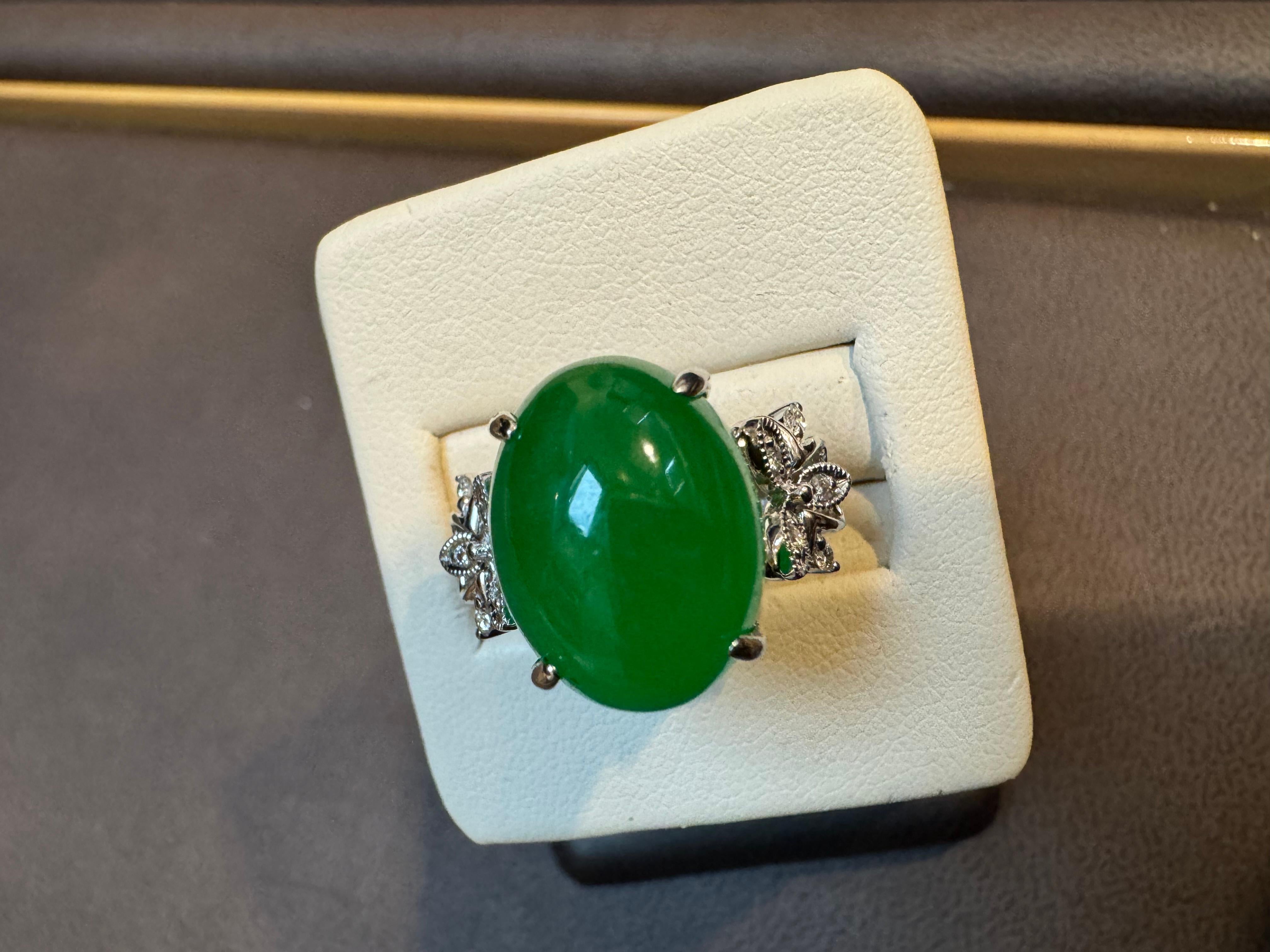 Women's 17.1 Ct Natural Jadeite Jade & Diamond Cocktail Ring 18 Kt White Gold Size 6.2