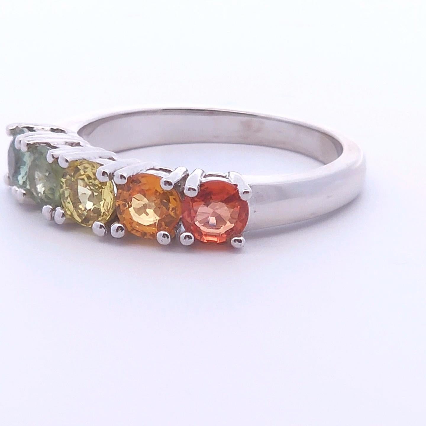 1.71 ct Rainbow Sapphire Anniversary Band in 10k Gold In New Condition For Sale In Tustin, CA