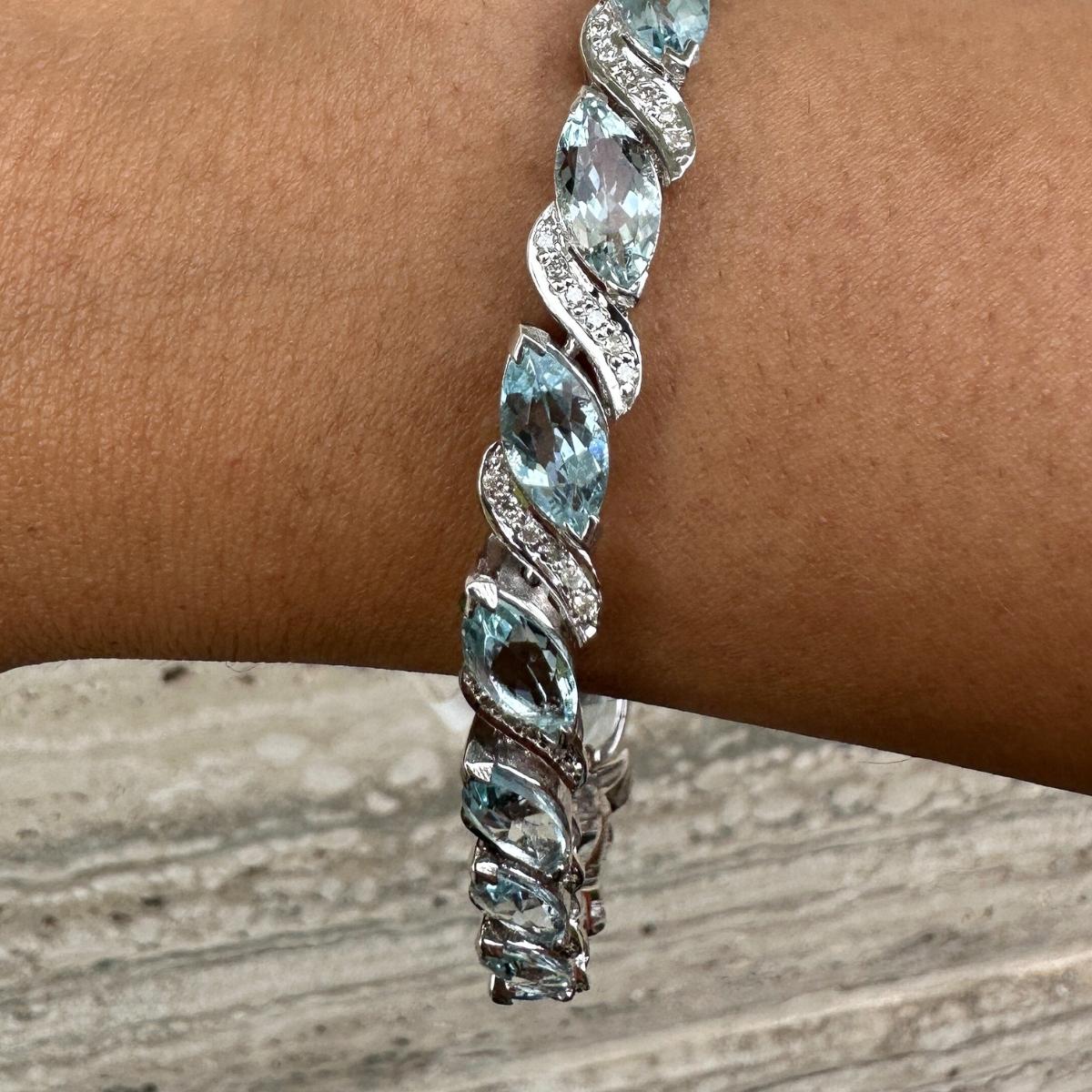 17.1 CTW Aigue-marine Naturelle Diamant Bracelet de Tennis pour Maman en Argent Sterling en vente 2