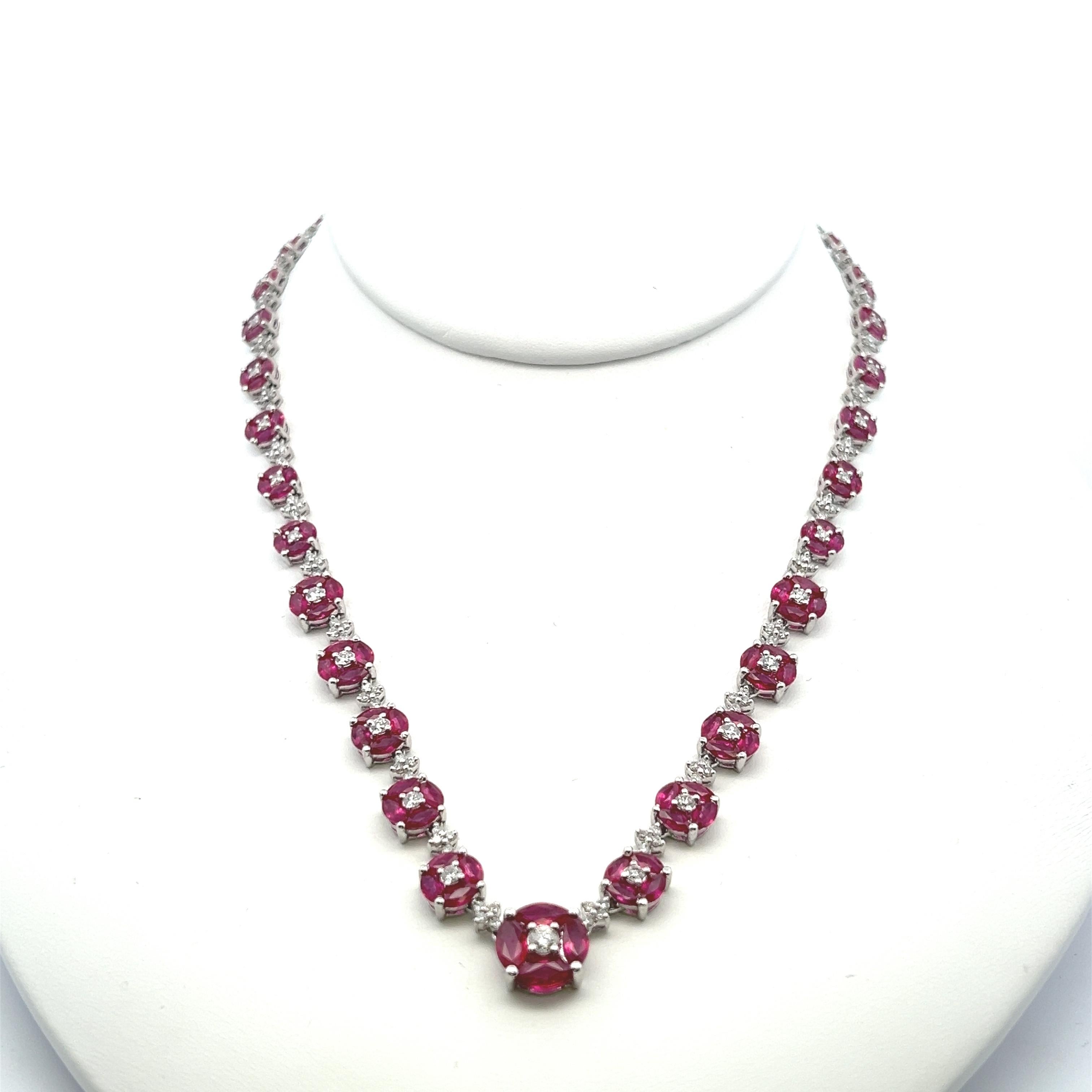 Edwardian 17.10 carats Ruby and 3.25 carats Diamond Necklace For Sale
