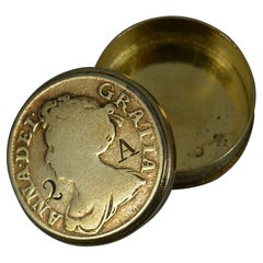 1711 Queen Anne Shilling Coin Set Token Box