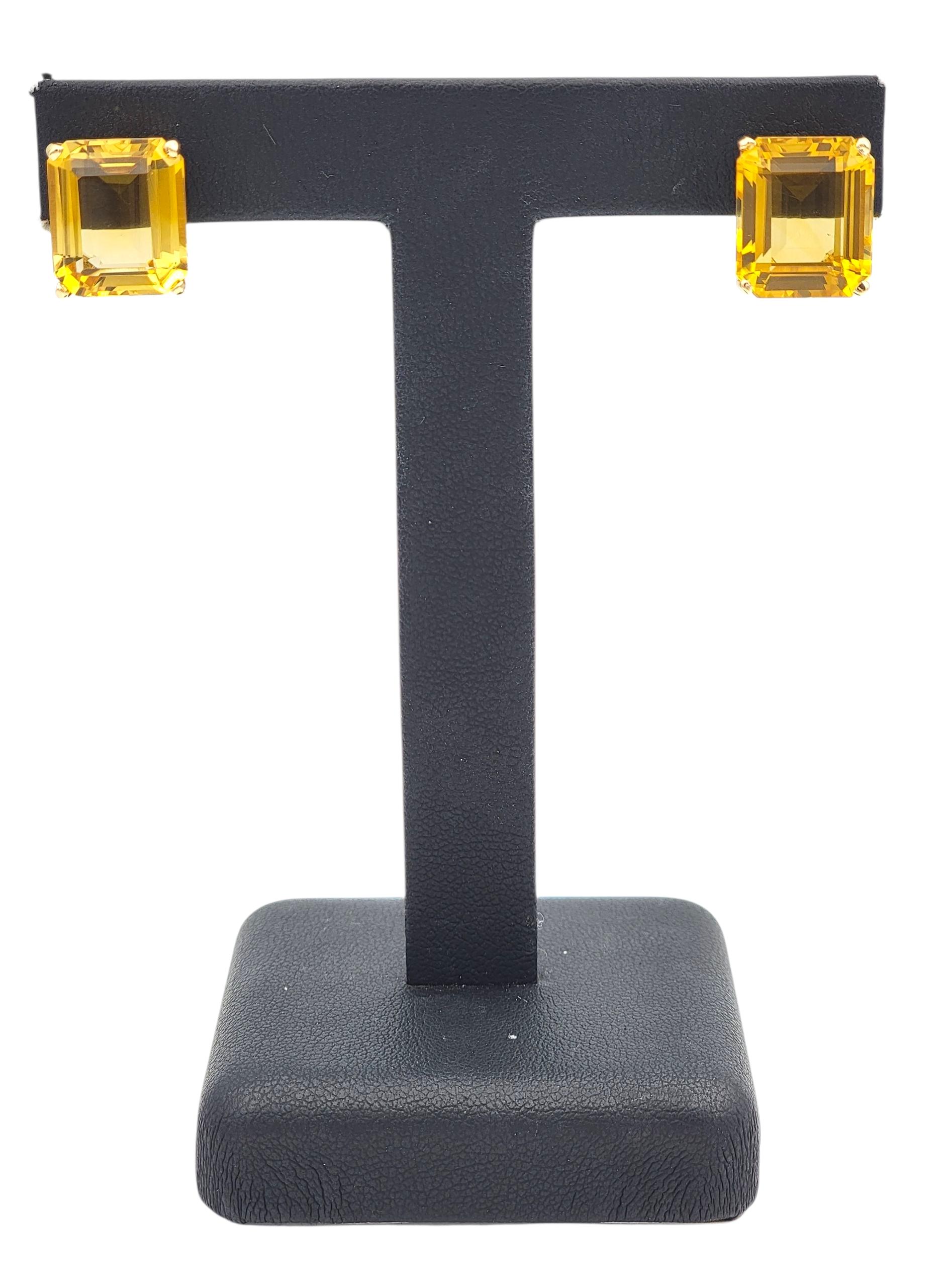 17.12 Carats Total Emerald Cut Citrine Stud Earrings in 14 Karat Yellow Gold en vente 4