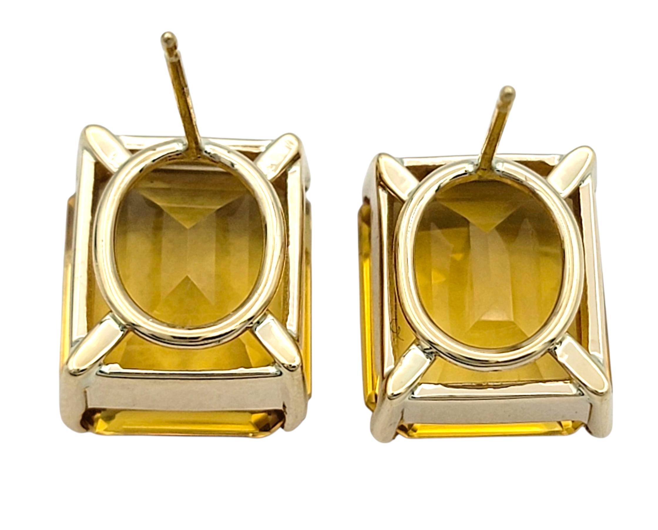 17.12 Carats Total Emerald Cut Citrine Stud Earrings in 14 Karat Yellow Gold en vente 1