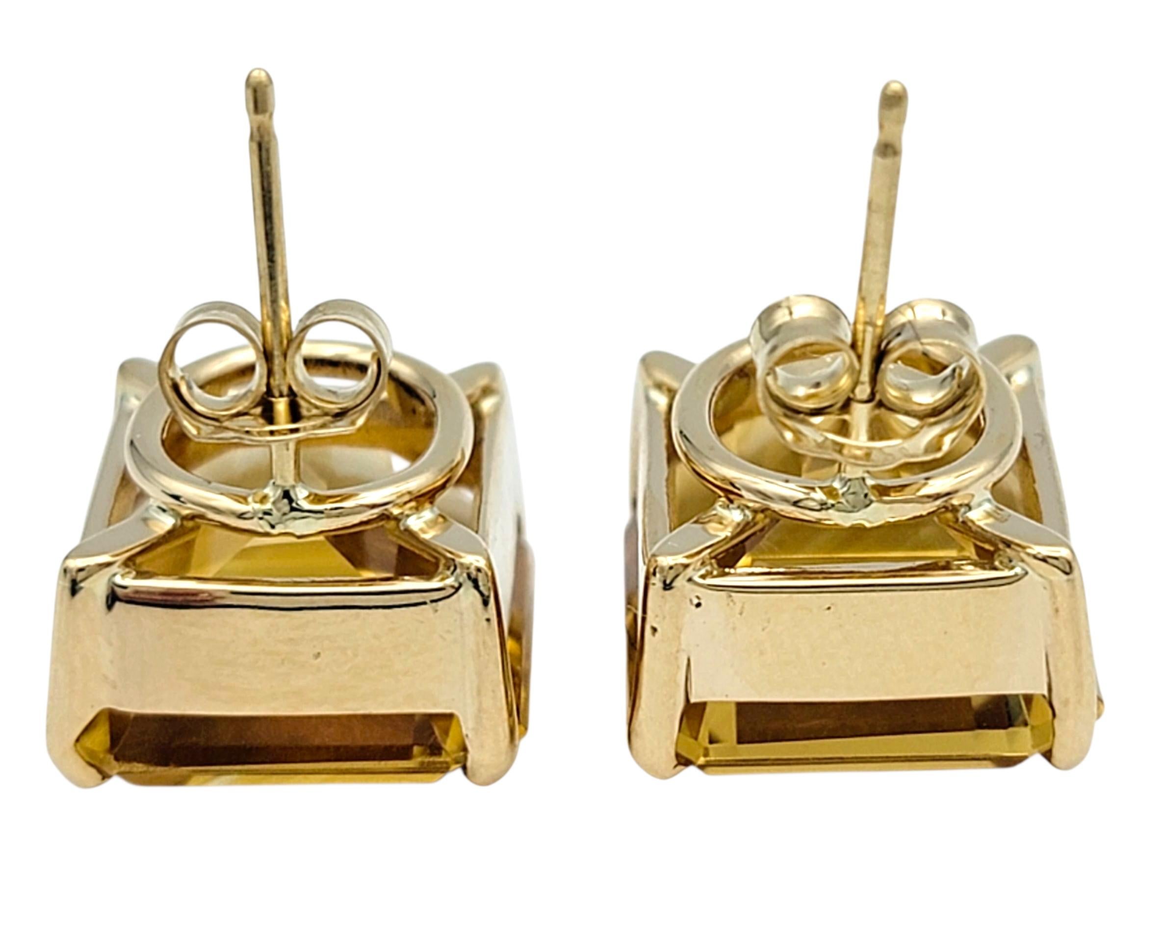 17.12 Carats Total Emerald Cut Citrine Stud Earrings in 14 Karat Yellow Gold en vente 2