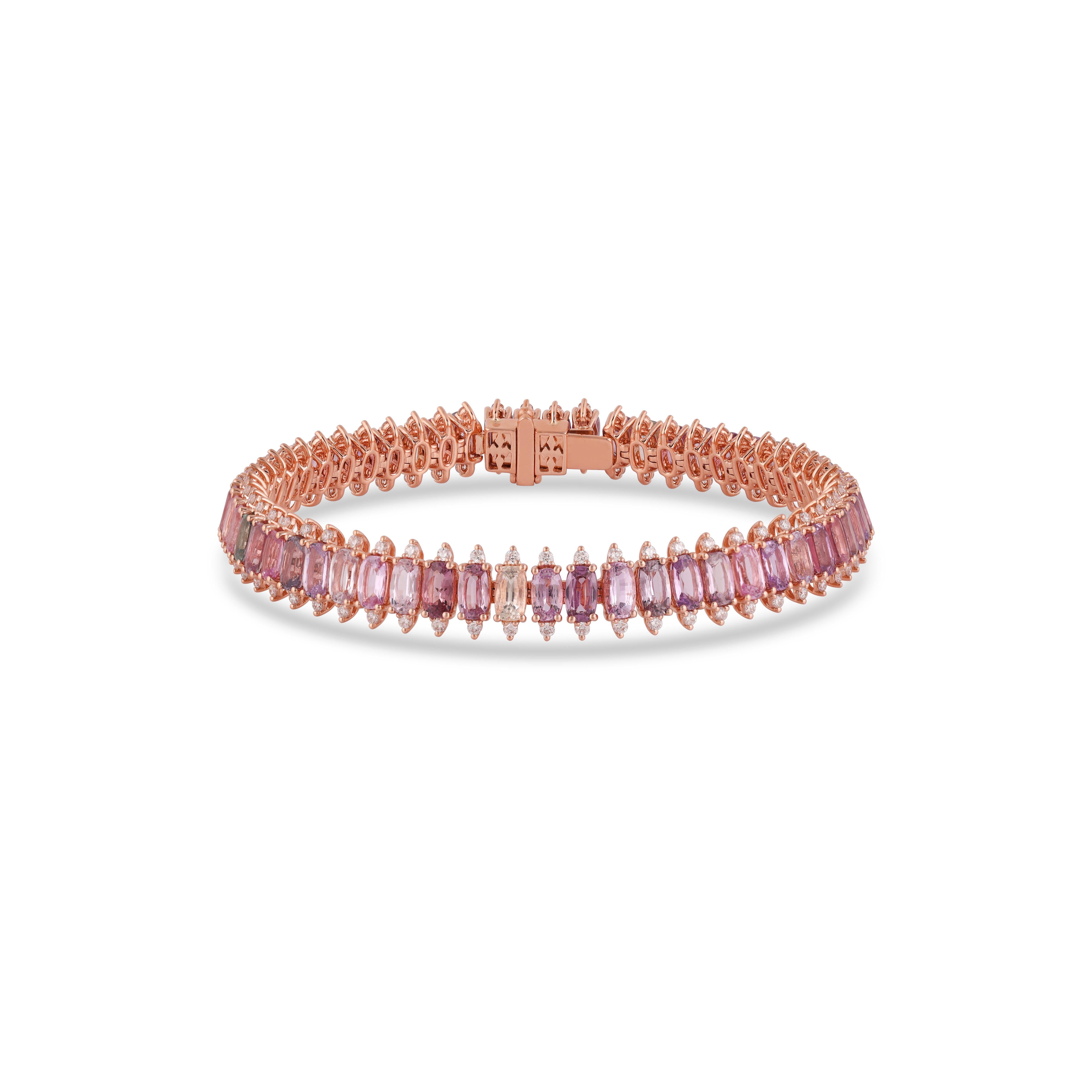 17.14 Carat Cushion Sapphire and Diamond Bracelet in 18k Rose Gold

This magnificent Cushion shape sapphire tennis bracelet is incredulous. The solitaire Cushion-shaped Cushion-cut sapphires are beautifully With Single  Diamonds making the bracelet
