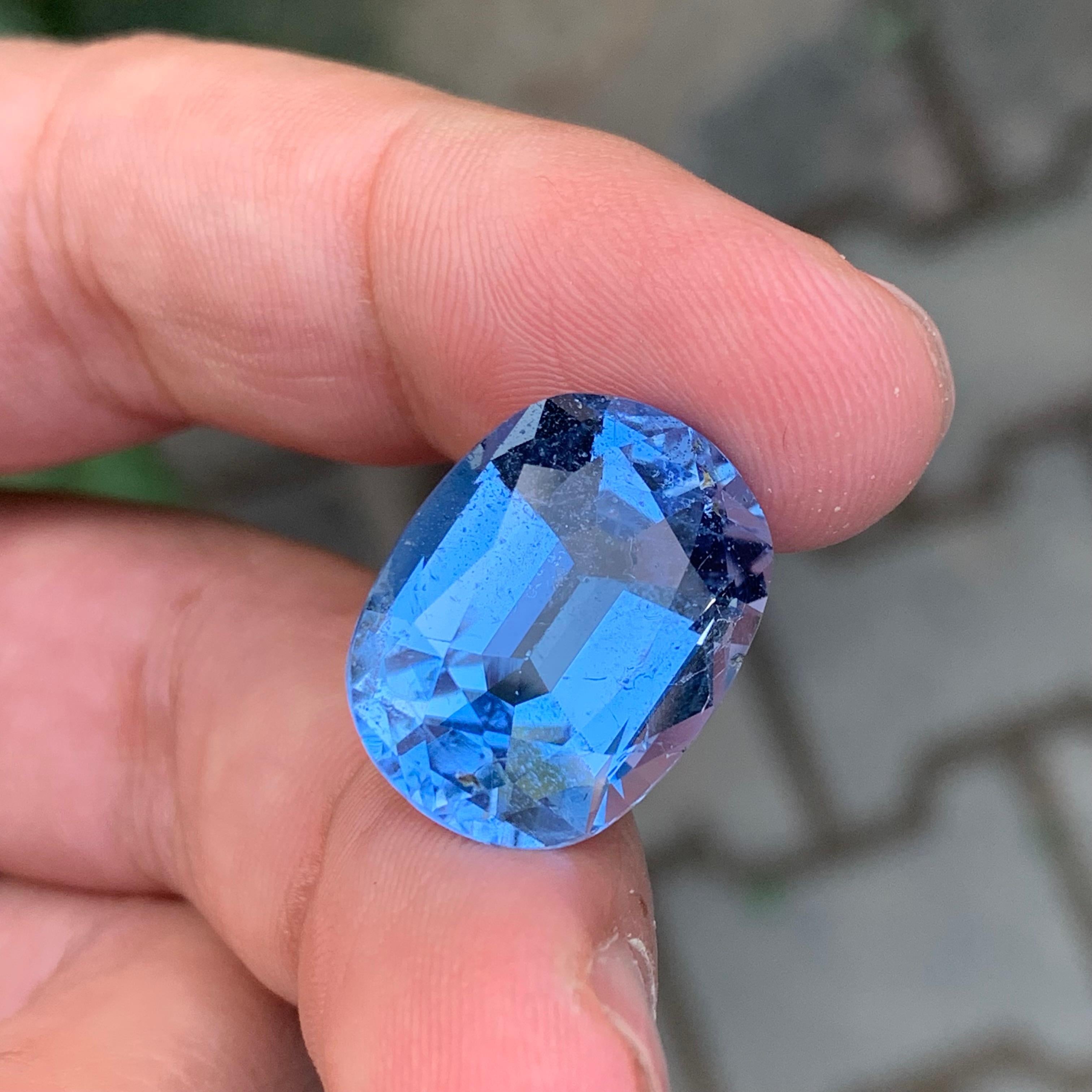 Women's or Men's 17.15 Incredible Loose Aquamarine Goshenite Oval Shape Gem