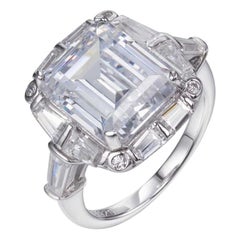 Esmeralda de 17,16 quilates y circonita cúbica talla baguette Anillo de compromiso de cóctel