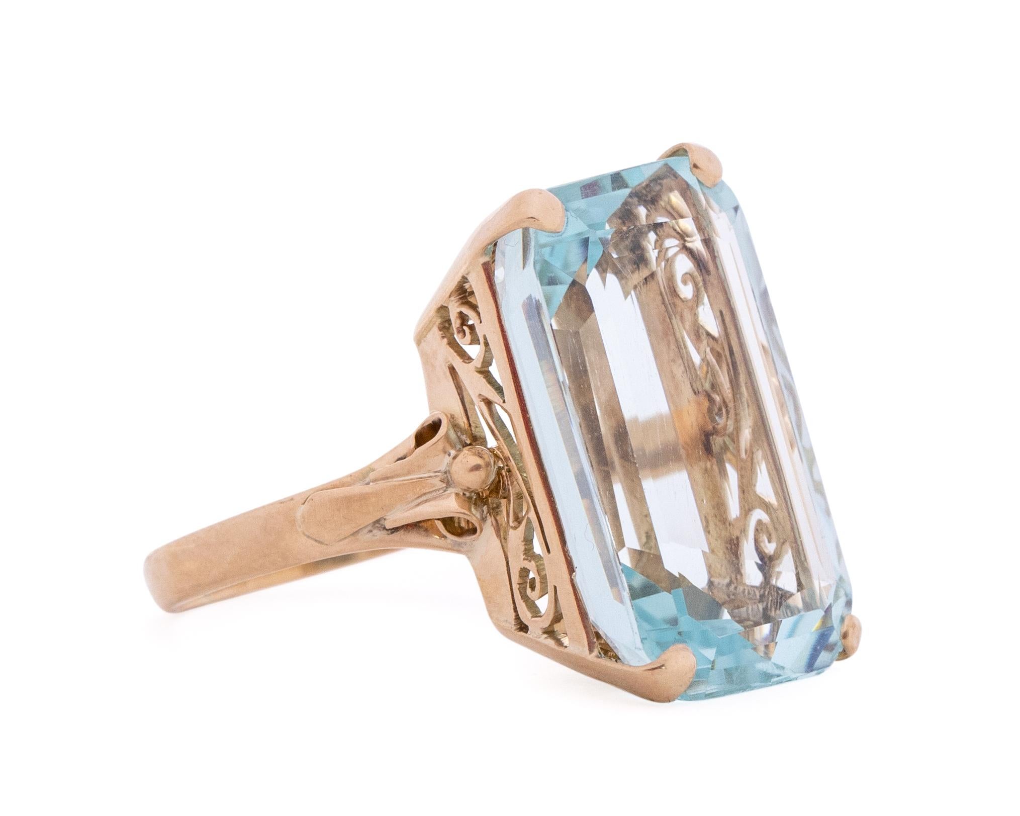 Item Details: 
Ring Size: 8
Metal Type: 14 Karat Yellow Gold [Hallmarked, and Tested]
Weight: 7 grams

Center Gem Details:
Weight: 17.16 Carat
Cut: Elongated Radiant
Color: Sky Blue
Clarity: VS

Finger to Top of Stone Measurement: 10 mm
Condition: