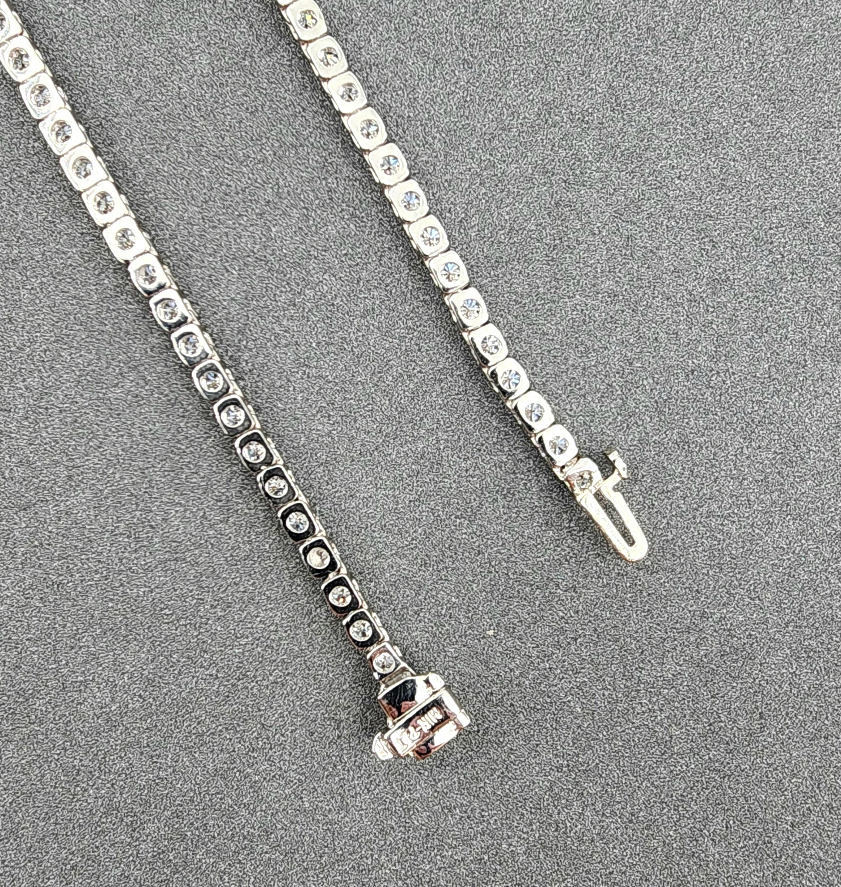 17.18 Karat Riviera abgestufte Diamant-Halskette im Angebot 1