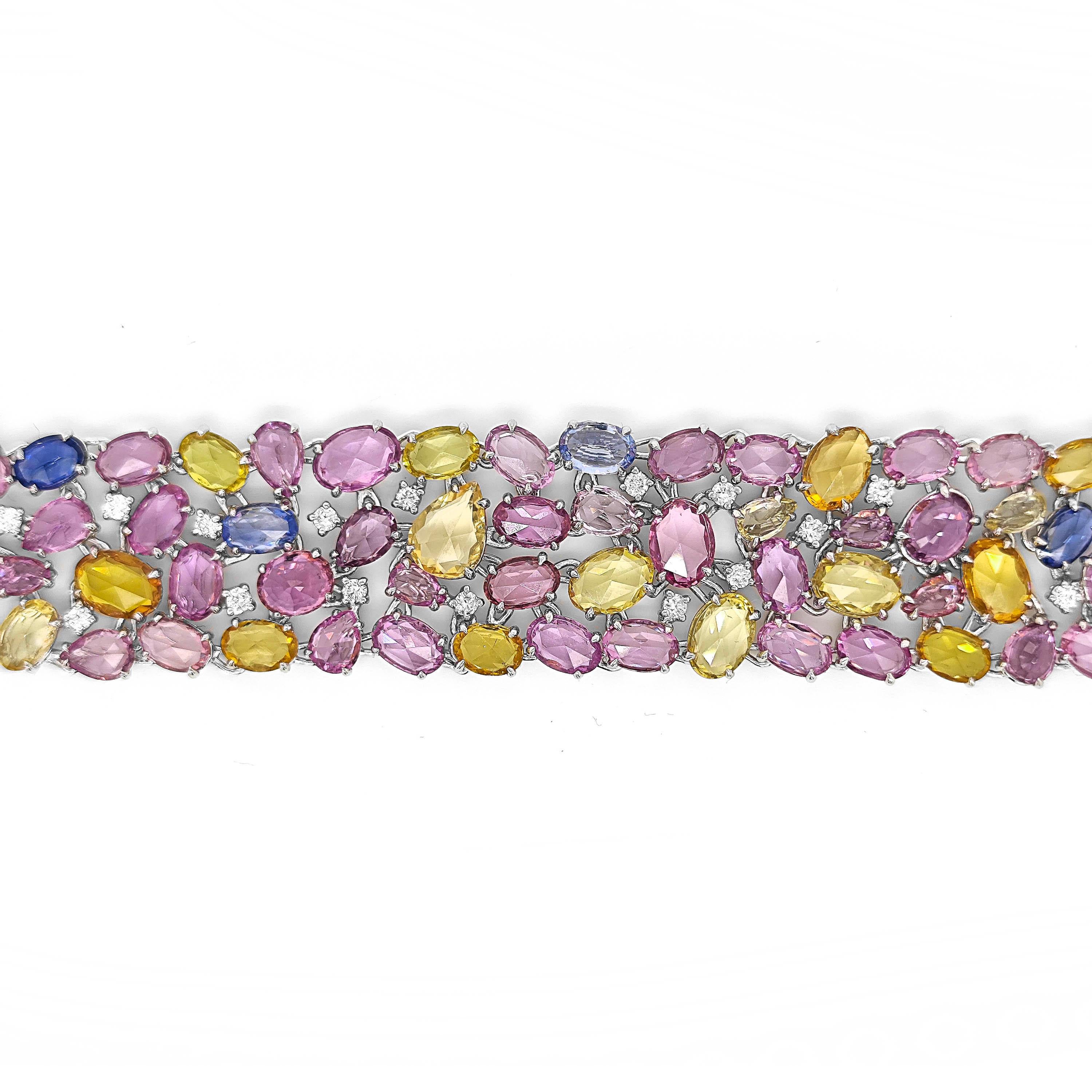 Donna Bracciale in oro giallo con zaffiro e diamante bianco da 171,84 carati in vendita