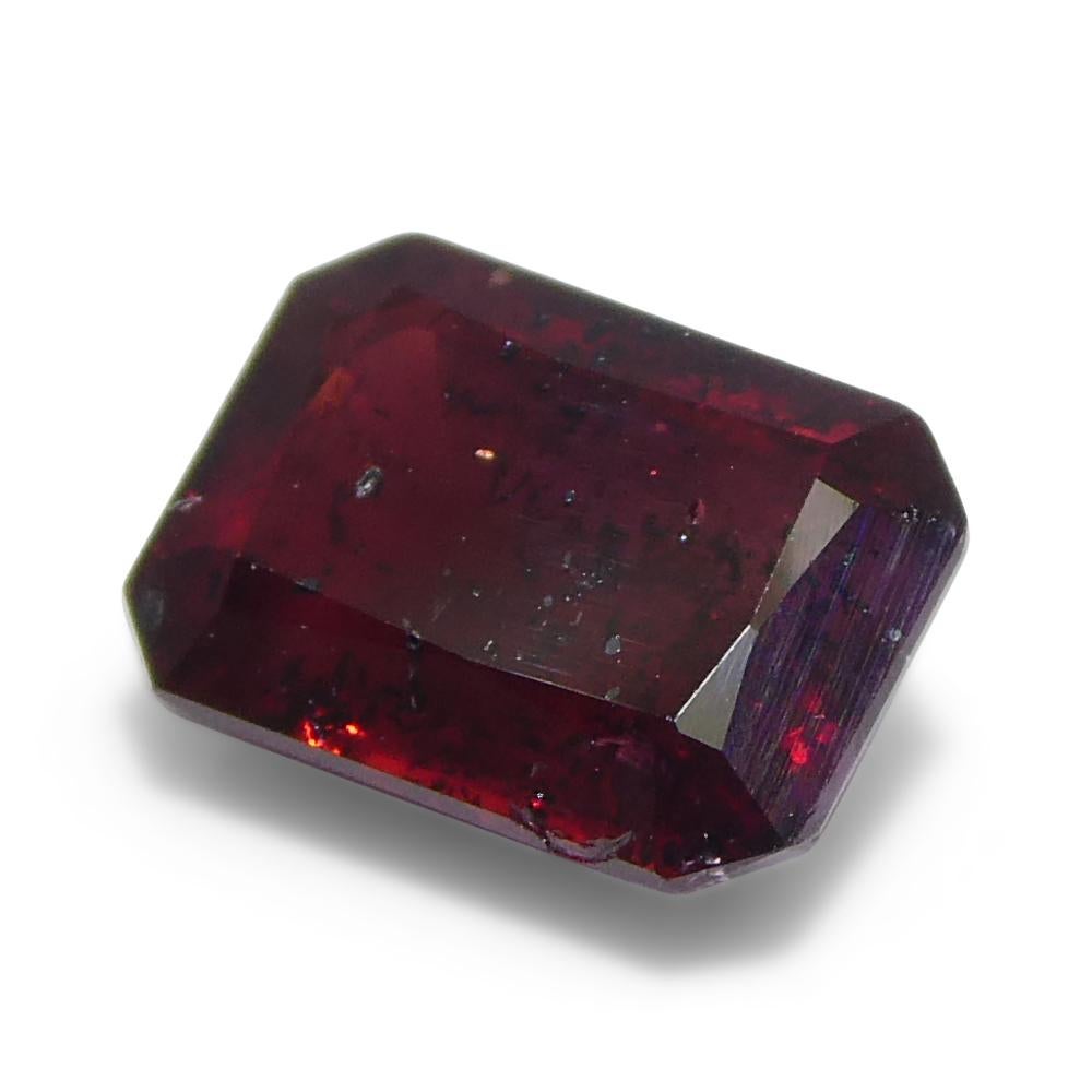 1.71 Karat achteckiger roter Saphir im Smaragdschliff aus Tansania im Angebot 2