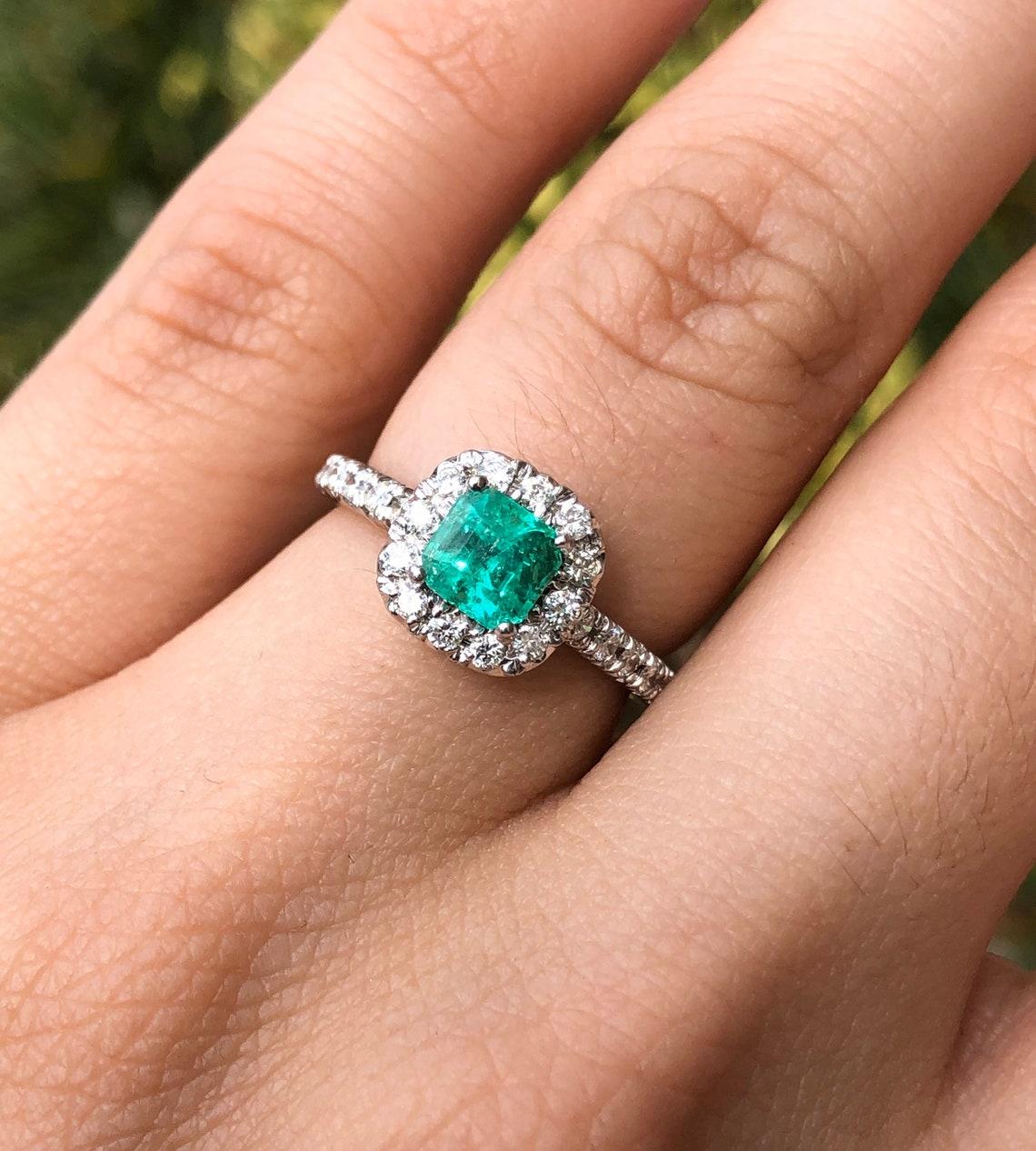 1.71tcw 14K Colombian Emerald-Asscher Cut & Diamond Engagement Ring Gift In New Condition For Sale In Jupiter, FL