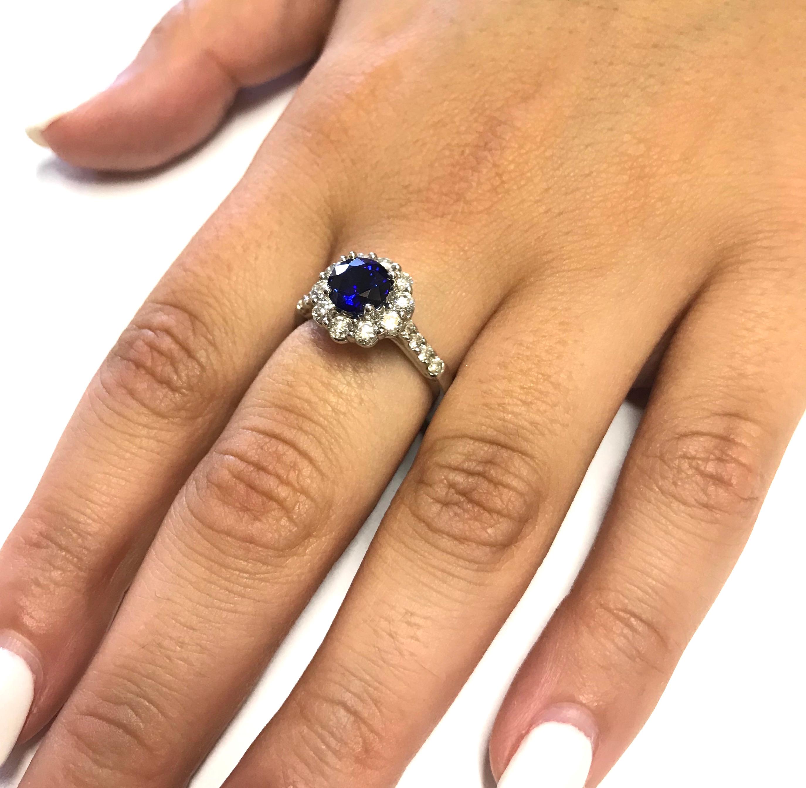 1.72 Carat Blue Sapphire and 0.93 Carat White Diamond Ring In New Condition In GREAT NECK, NY