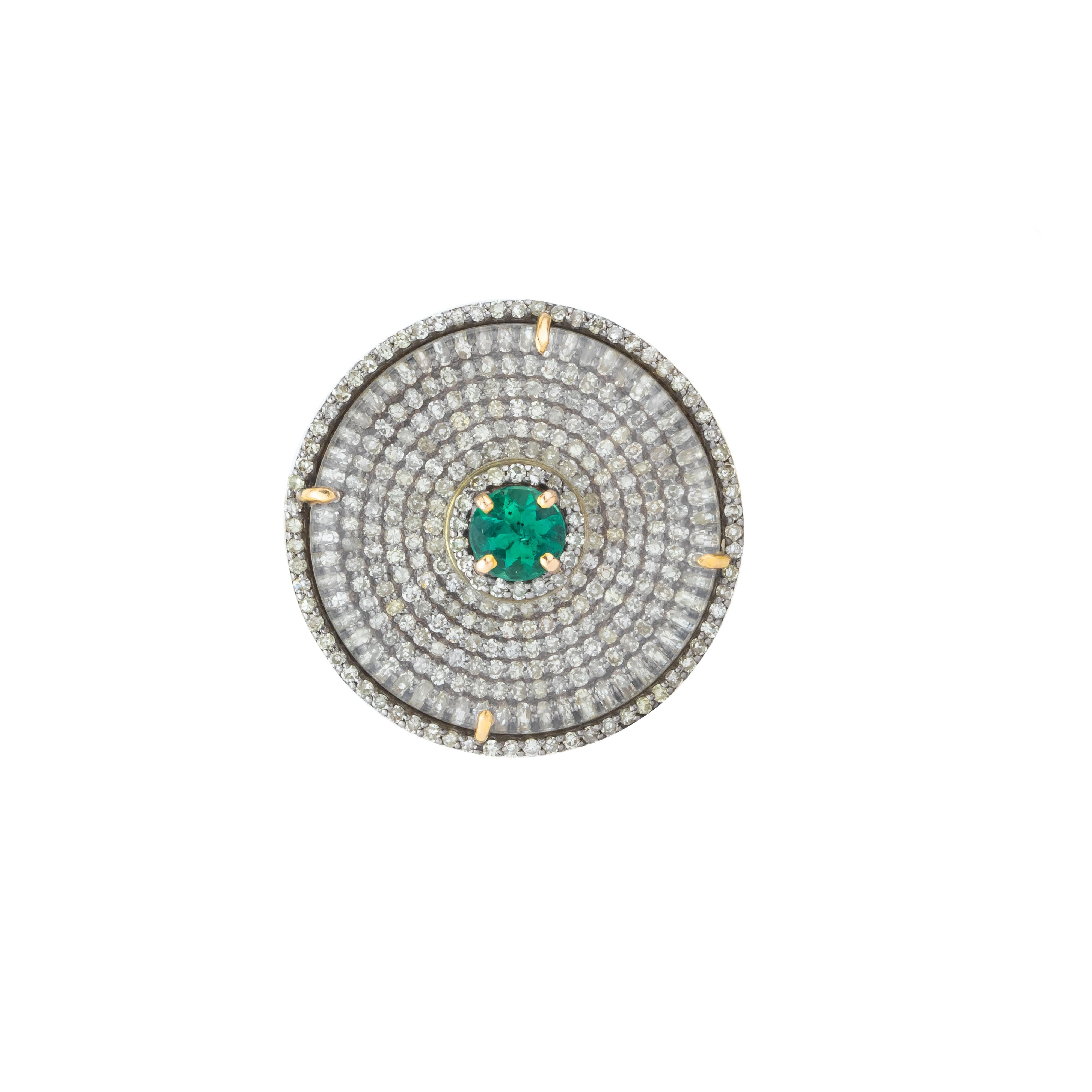 17,2 Karat Diamant, Kristall und Smaragd-Cluster-Ring (Moderne) im Angebot