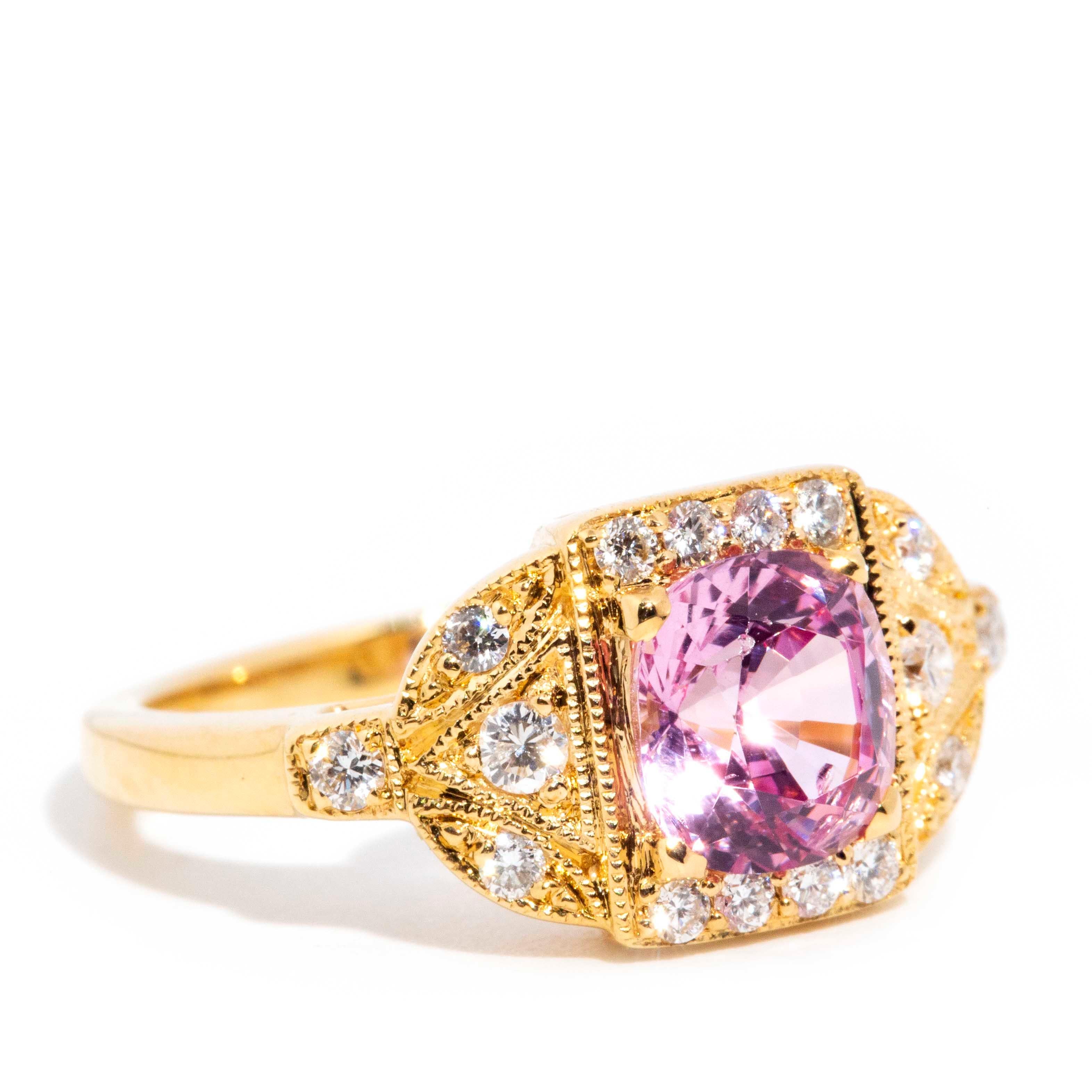 Contemporary 1.72 Carat Pink Spinel and Diamond 18 Carat Gold Milgrain Cluster Ring For Sale