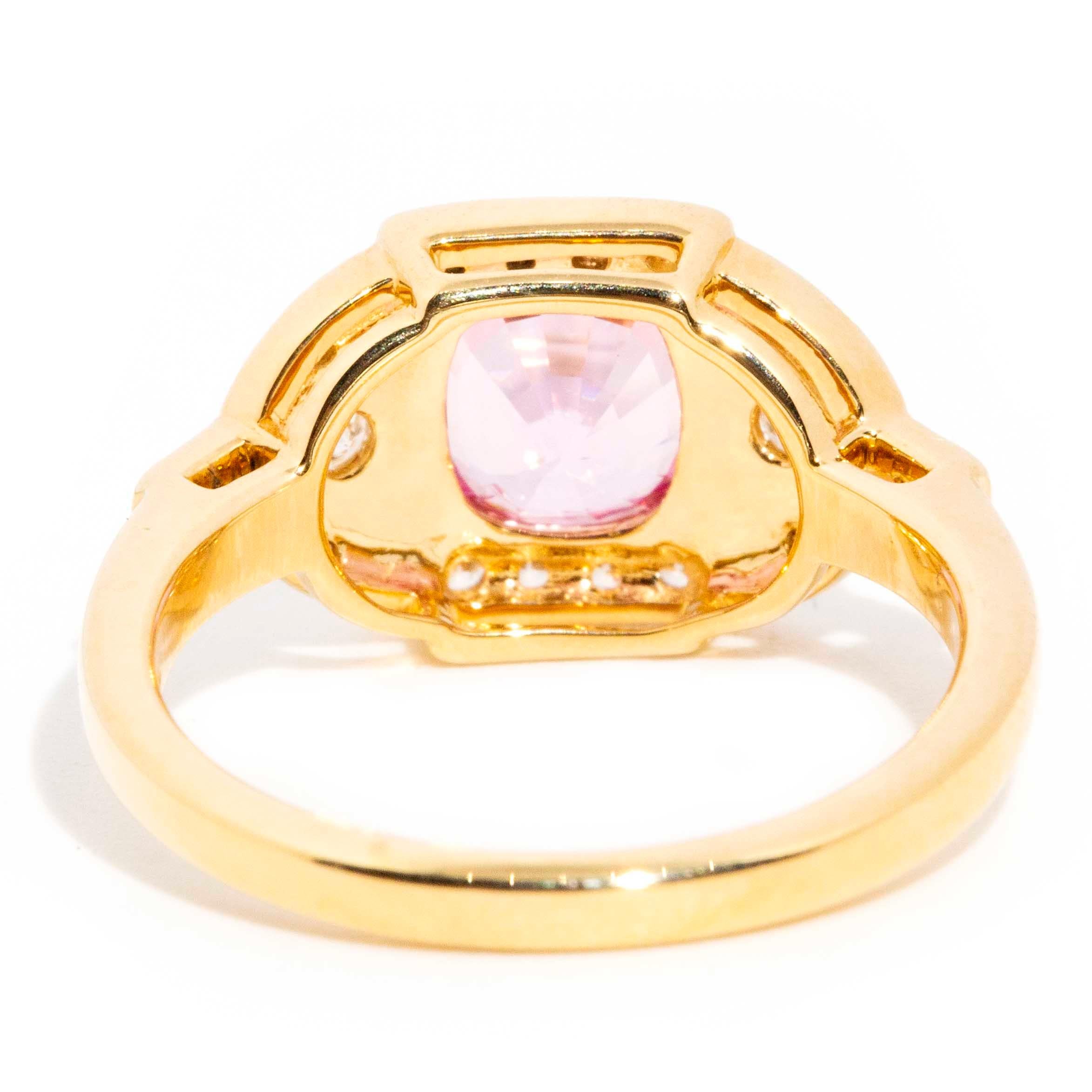 1.72 Carat Pink Spinel and Diamond 18 Carat Gold Milgrain Cluster Ring For Sale 1