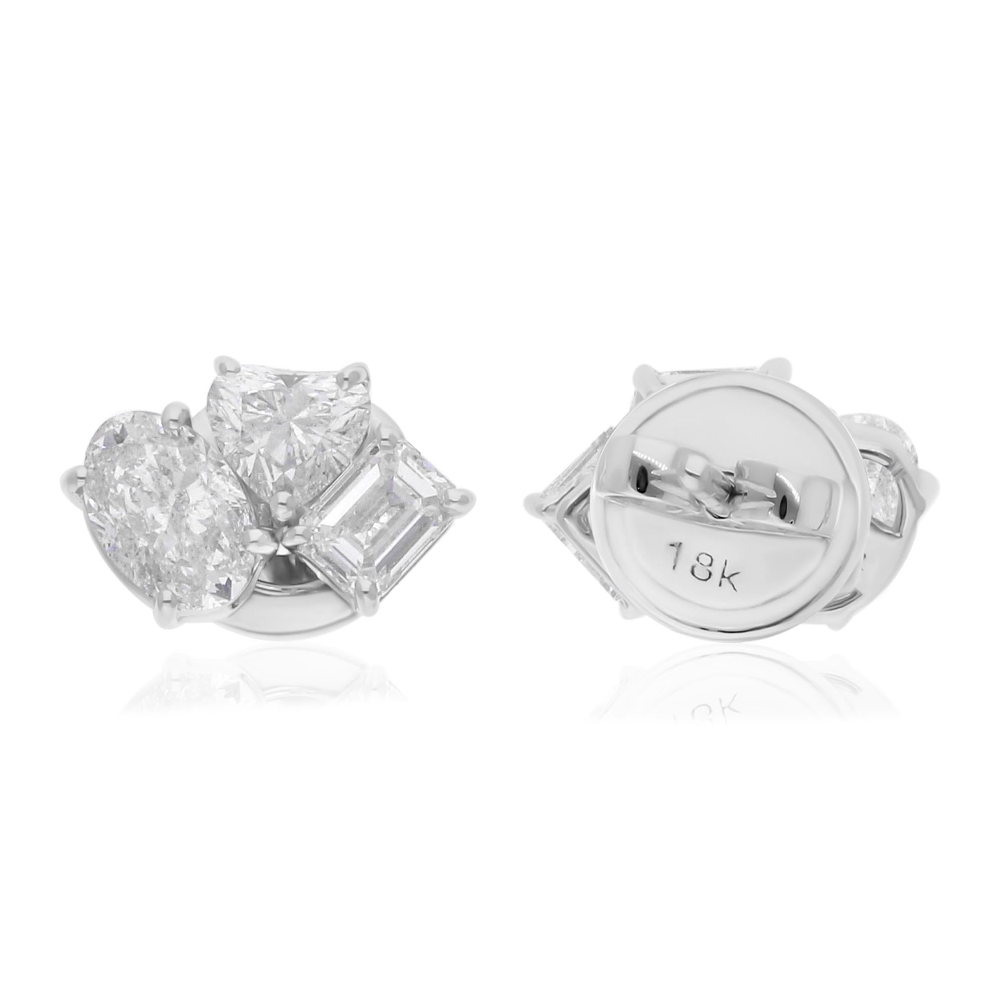 Diese exquisiten Ohrringe sind aus 18-karätigem Gold gegossen und mit 1,72 Karat funkelnden Diamanten besetzt.

FOLLOW SPECTRUM JEWELS Storefront, um die neueste Collection'S und exklusive Stücke zu sehen. Spectrum Jewels ist stolz darauf, ein Top