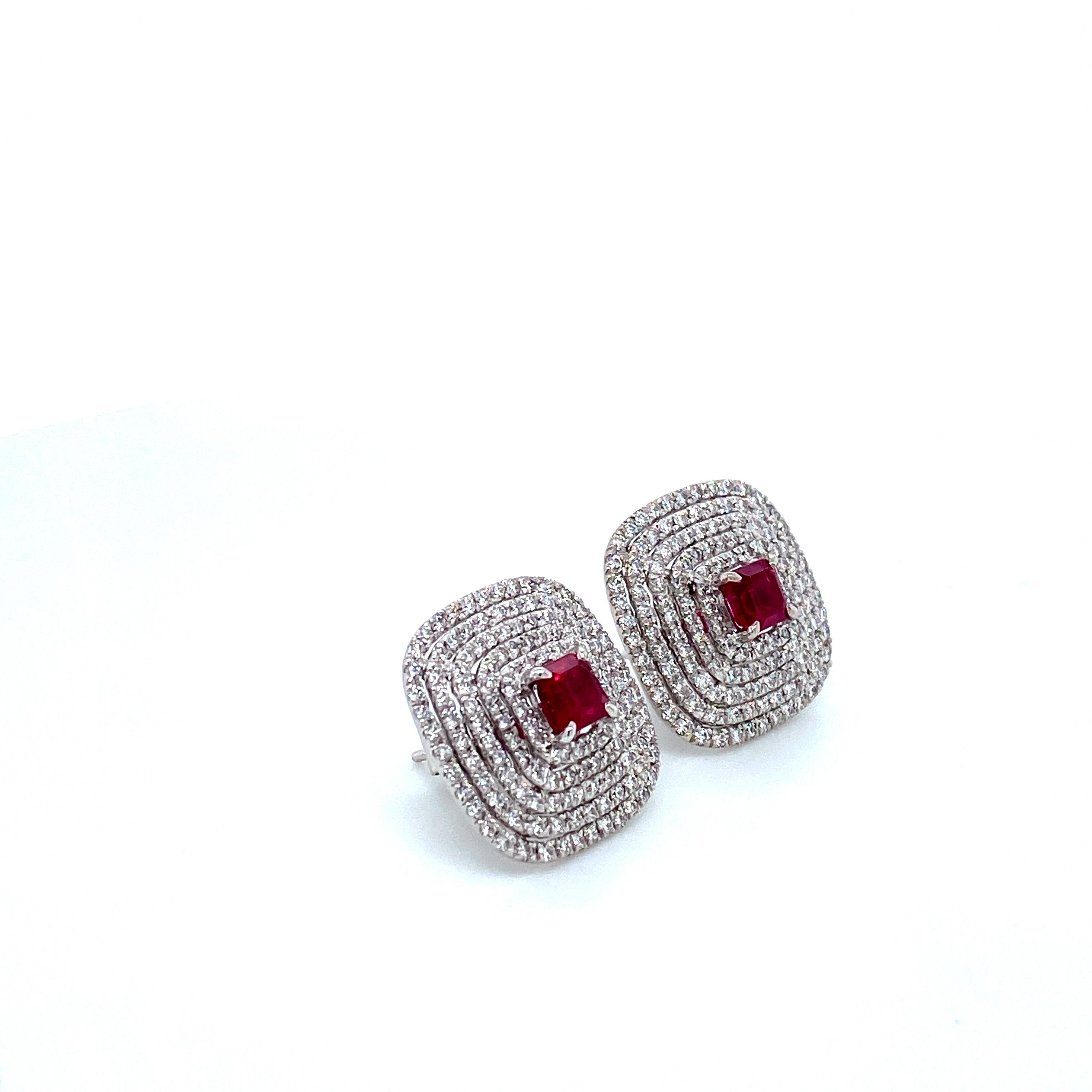 Contemporary 1.72 Carat Vivid Red Ruby and White Diamond Gold Earrings For Sale